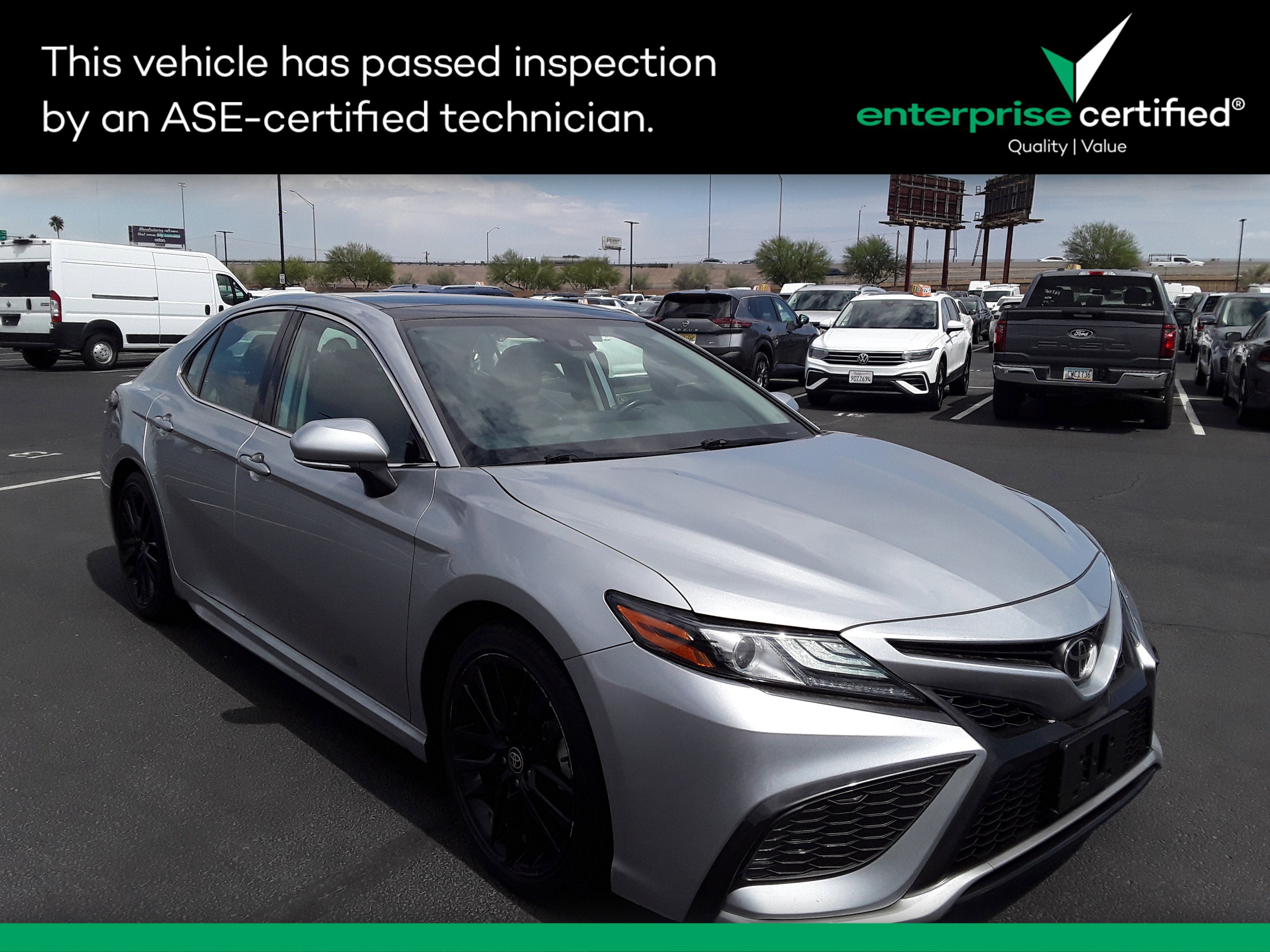 2022 Toyota Camry XSE Auto