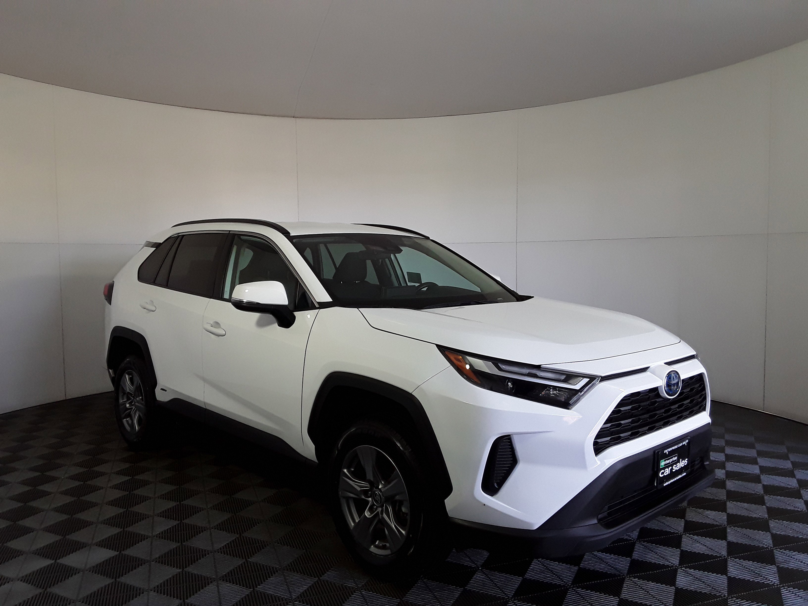 2024 Toyota RAV4 Hybrid XLE AWD