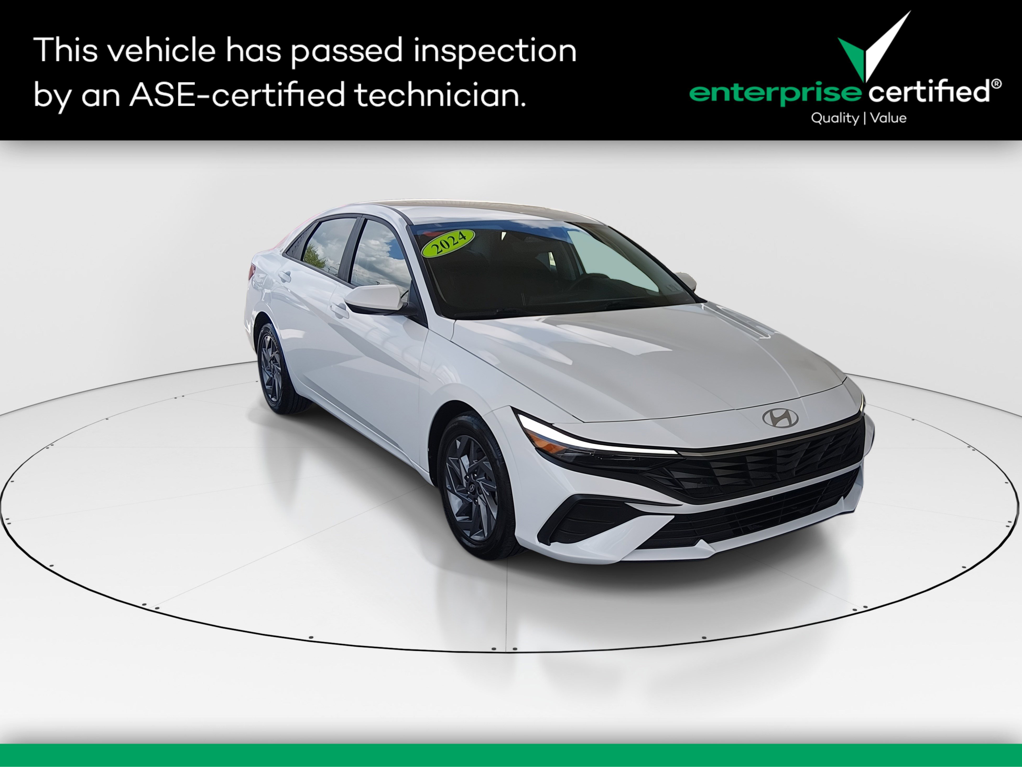 Used 2024 Hyundai Elantra SEL IVT