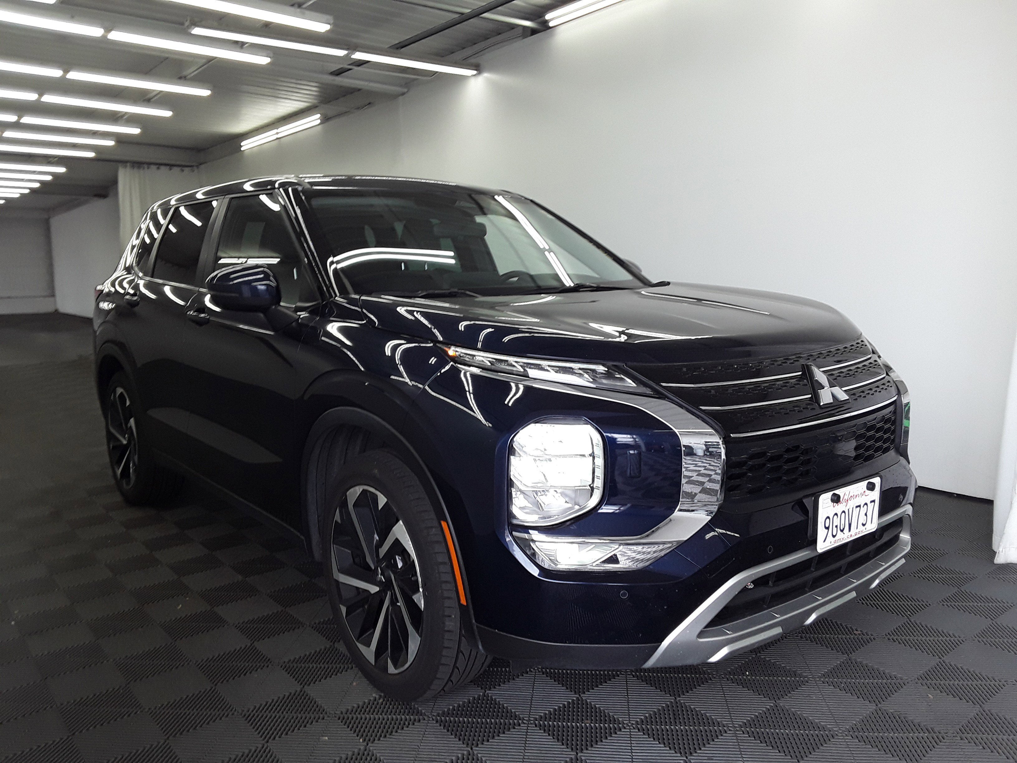 2023 Mitsubishi Outlander SE S-AWC