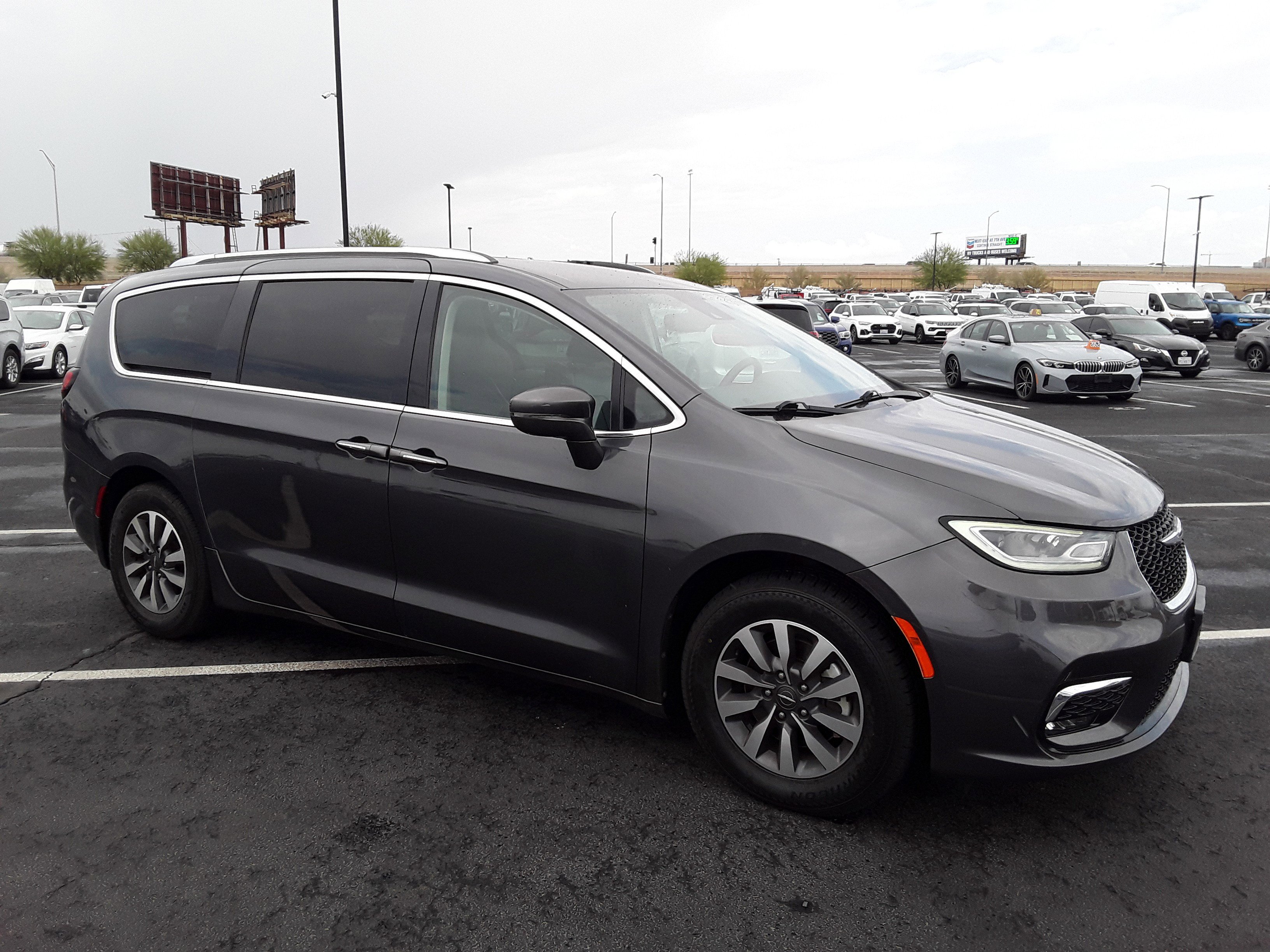 2021 Chrysler Pacifica Touring L FWD