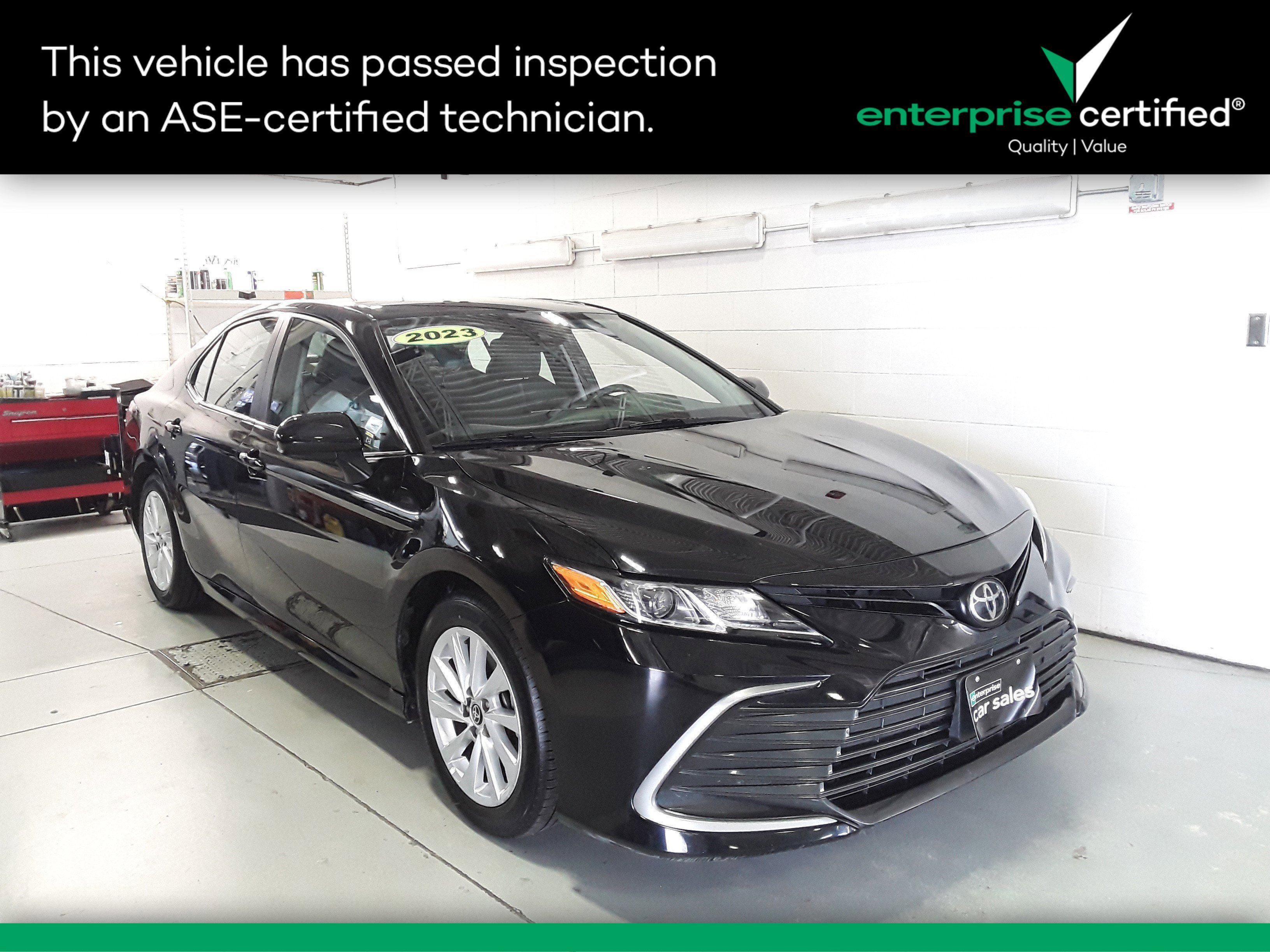 2023 Toyota Camry LE Auto