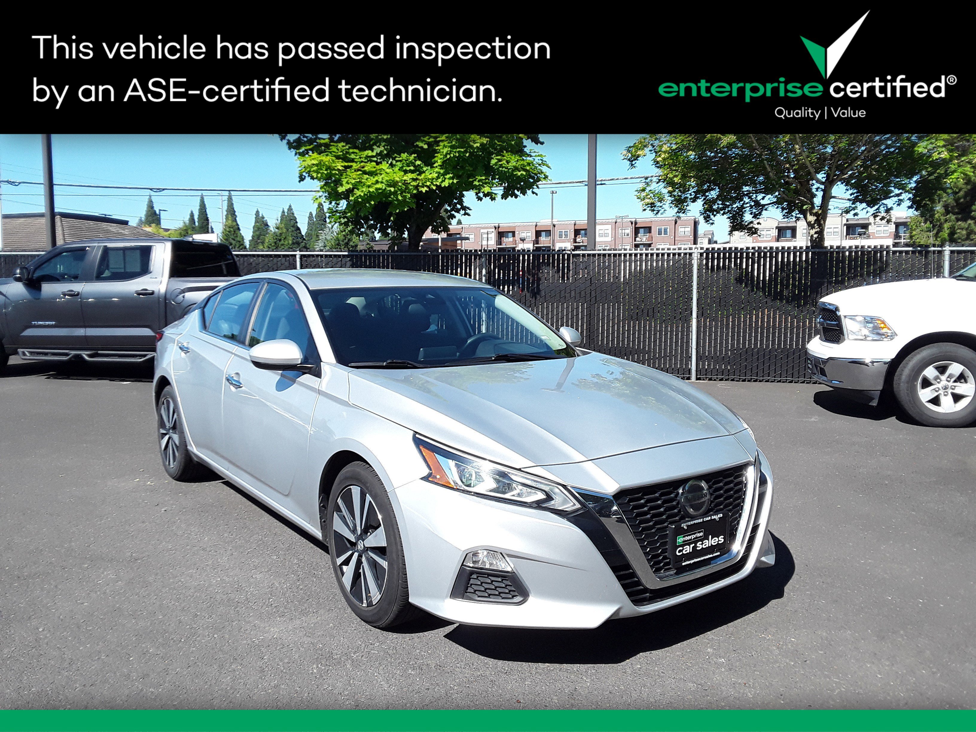 2022 Nissan Altima 2.5 SV Sedan