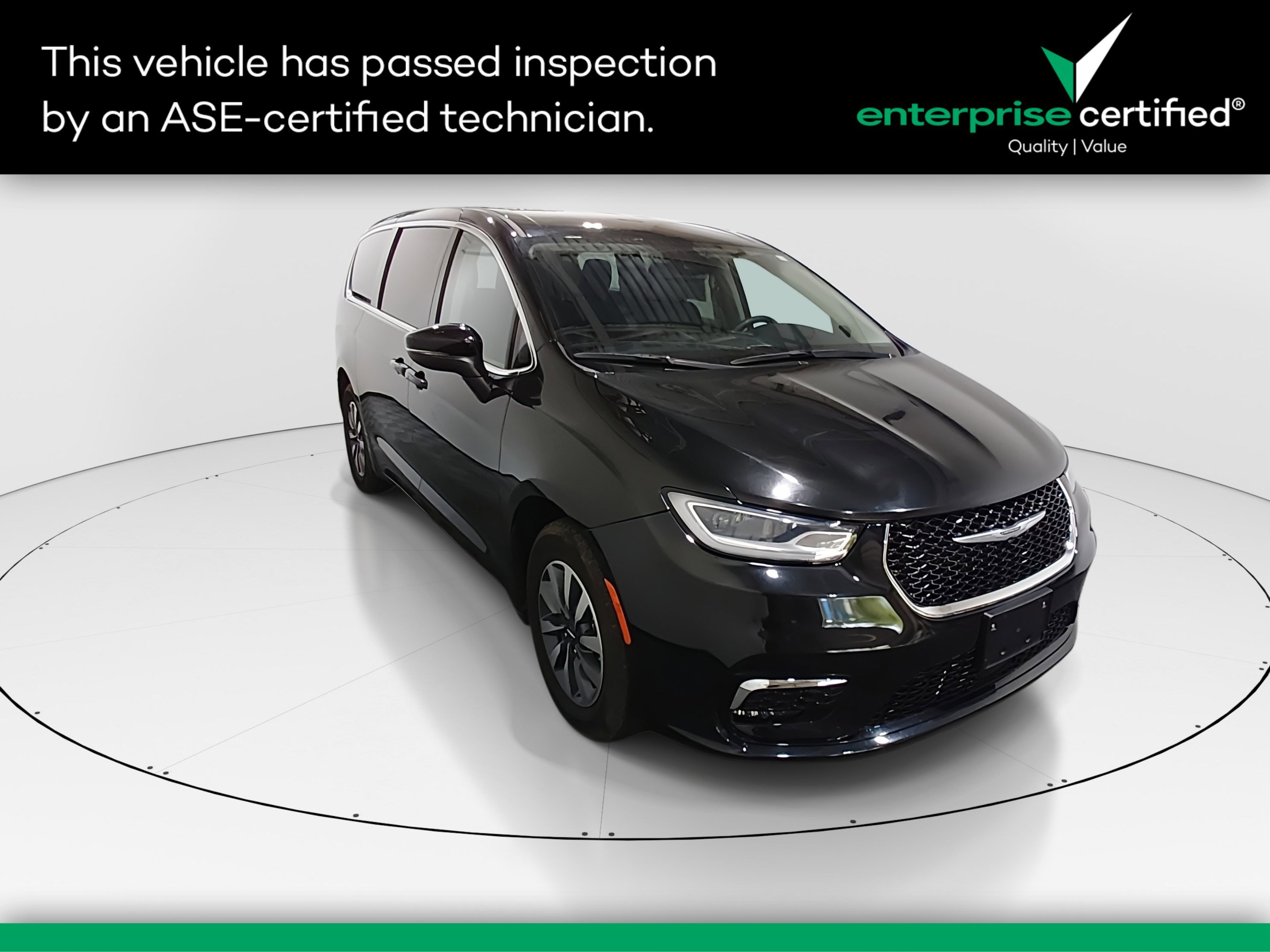 Used 2023 Chrysler Pacifica Hybrid Touring L FWD