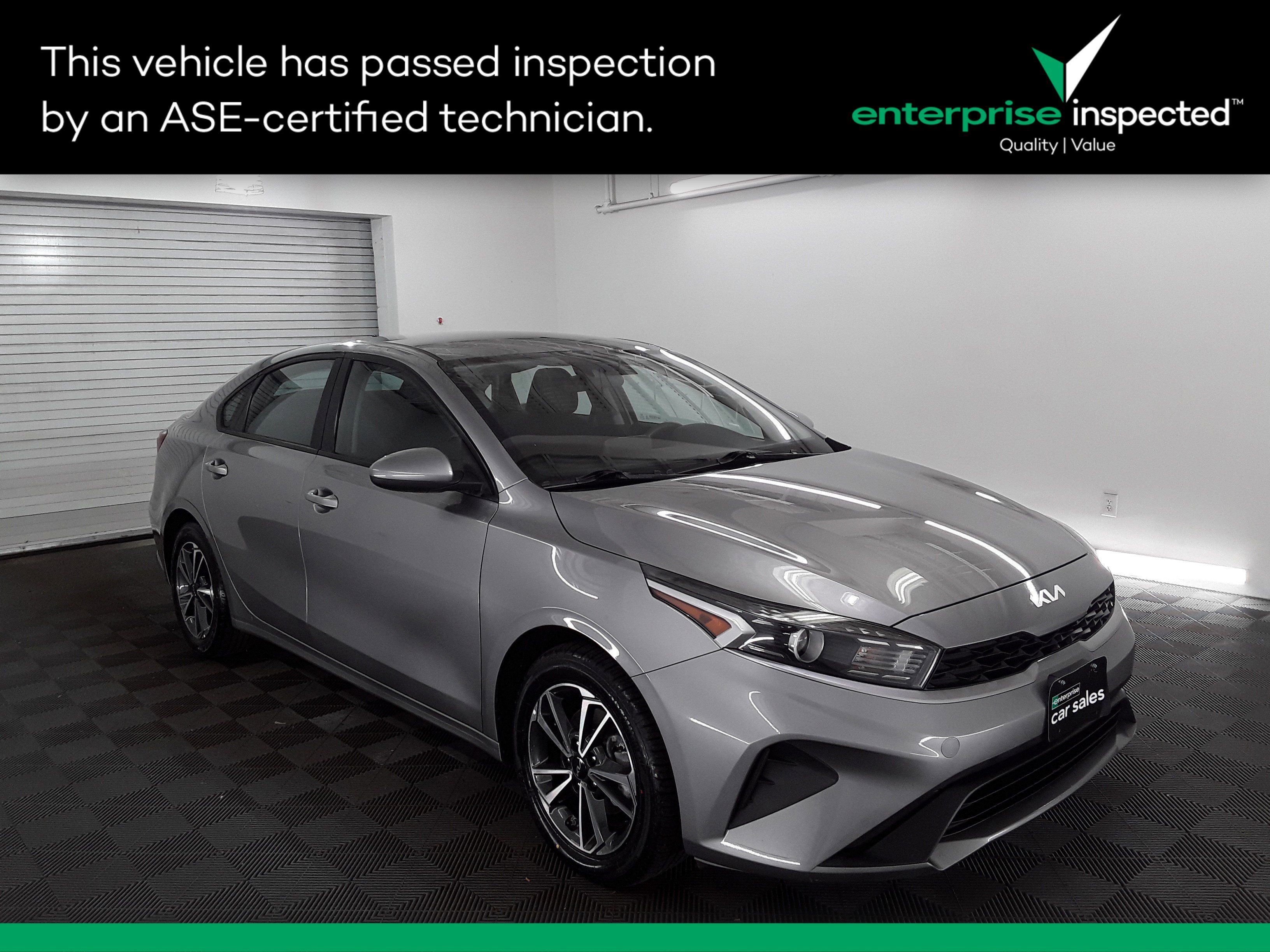2023 Kia Forte LXS IVT