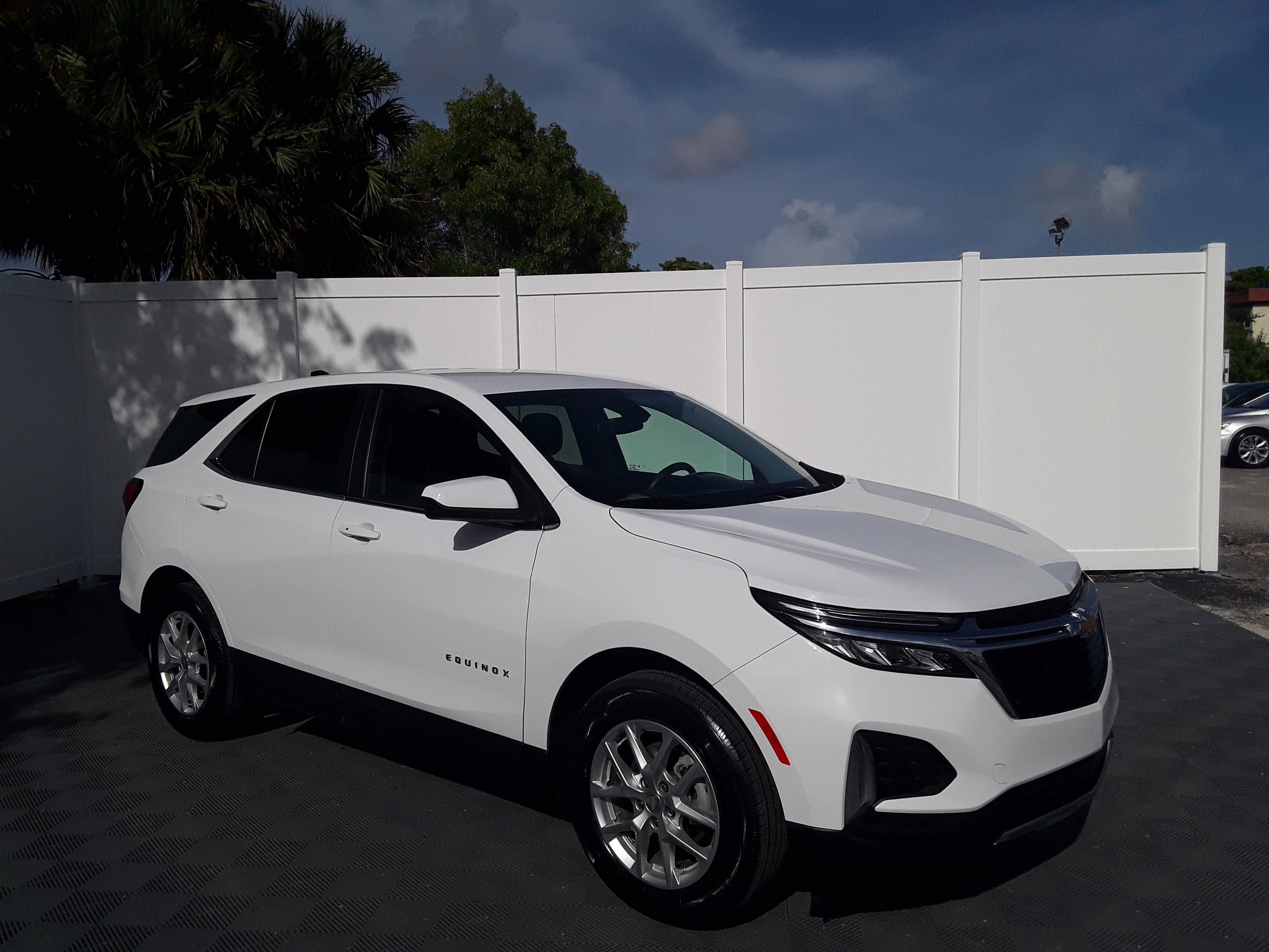 2023 Chevrolet Equinox FWD 4dr LT w/1LT