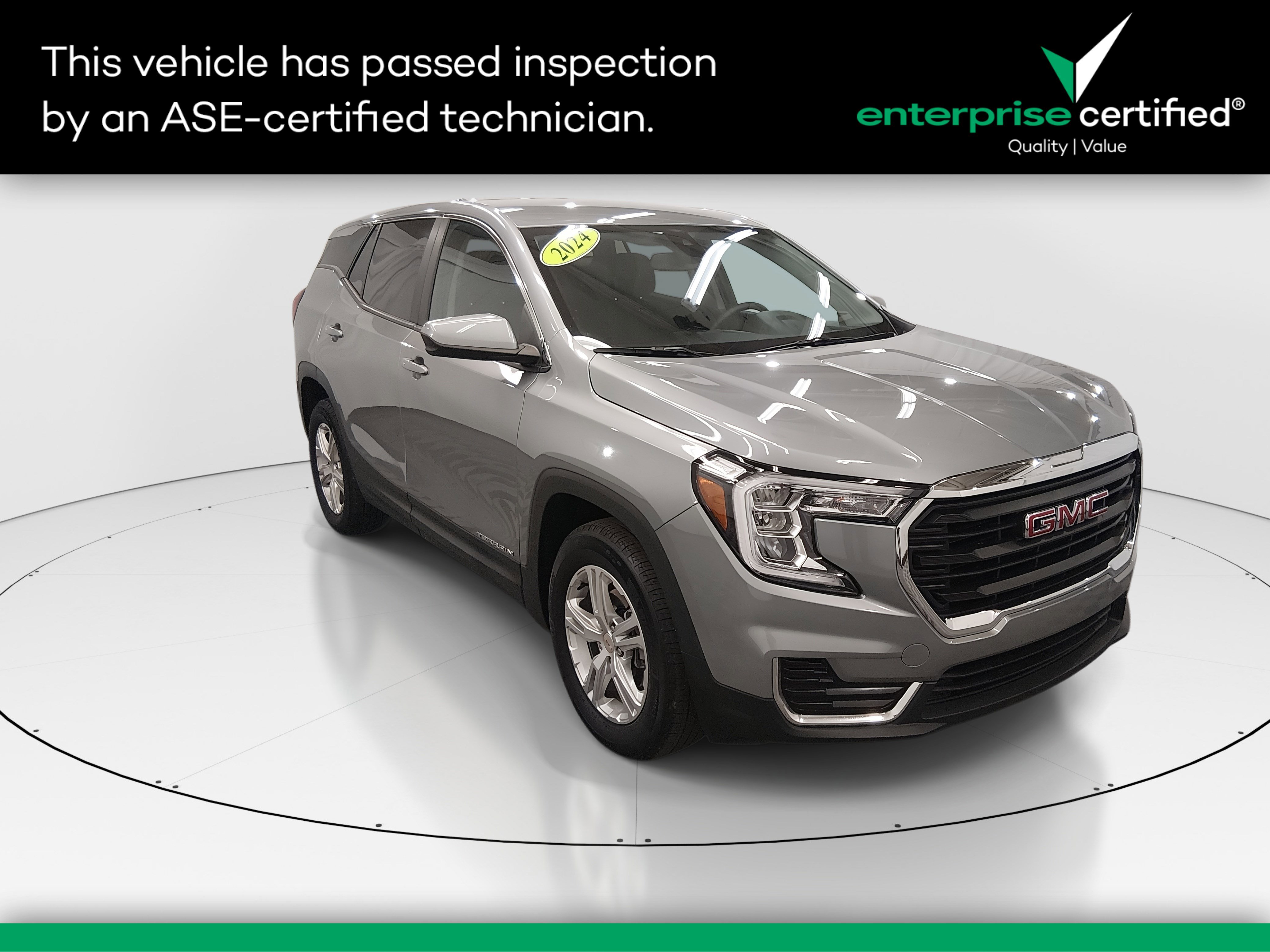 2024 GMC Terrain SLE's photo