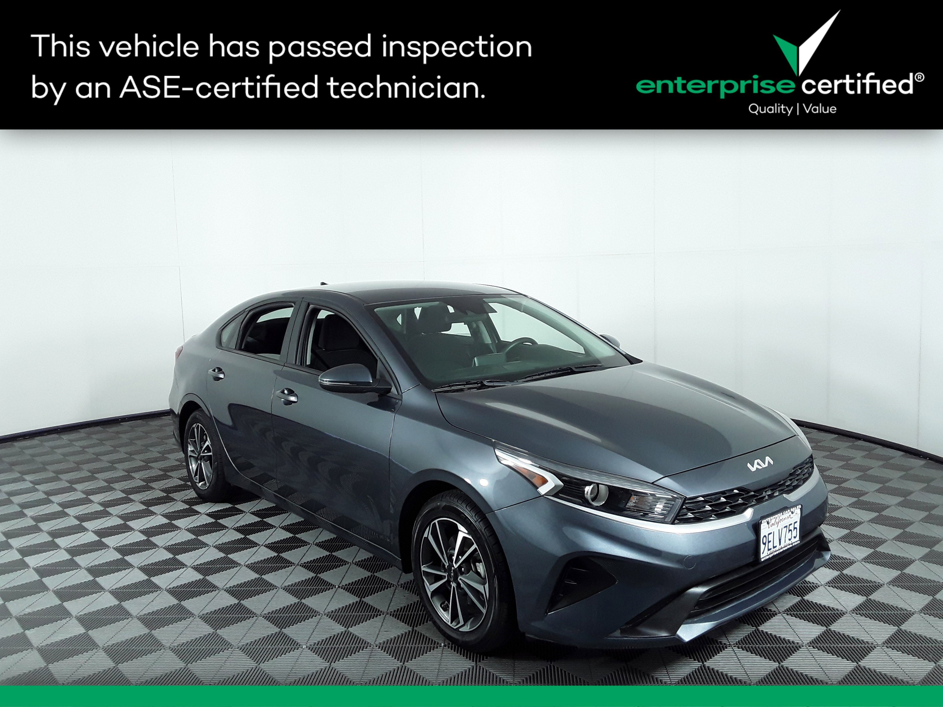Used 2023 Kia Forte LXS IVT