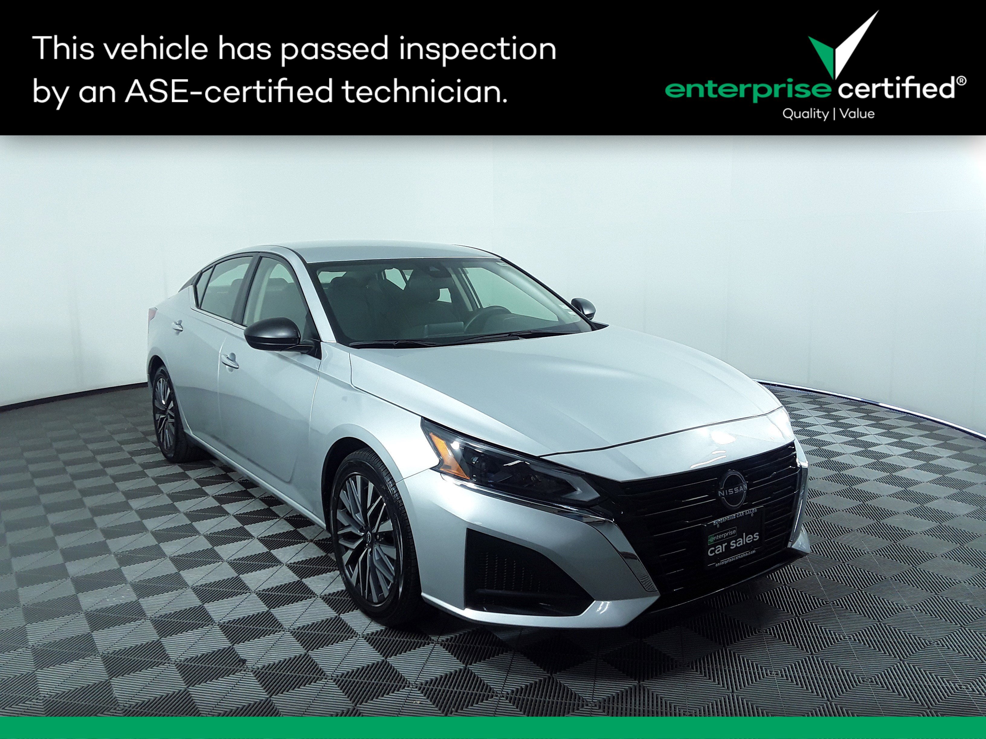 Used 2024 Nissan Altima 2.5 SV Sedan