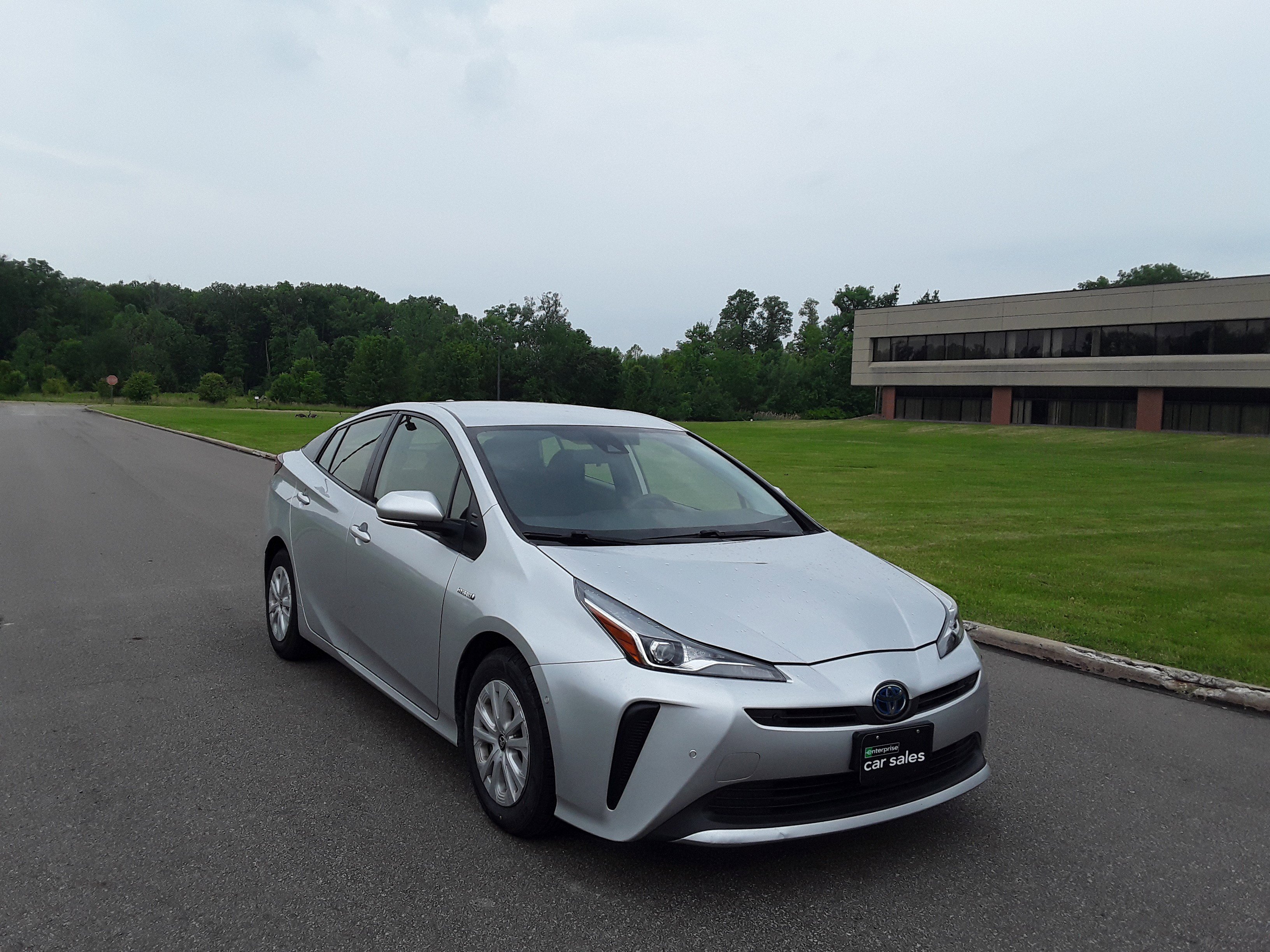 2022 Toyota Prius LE
