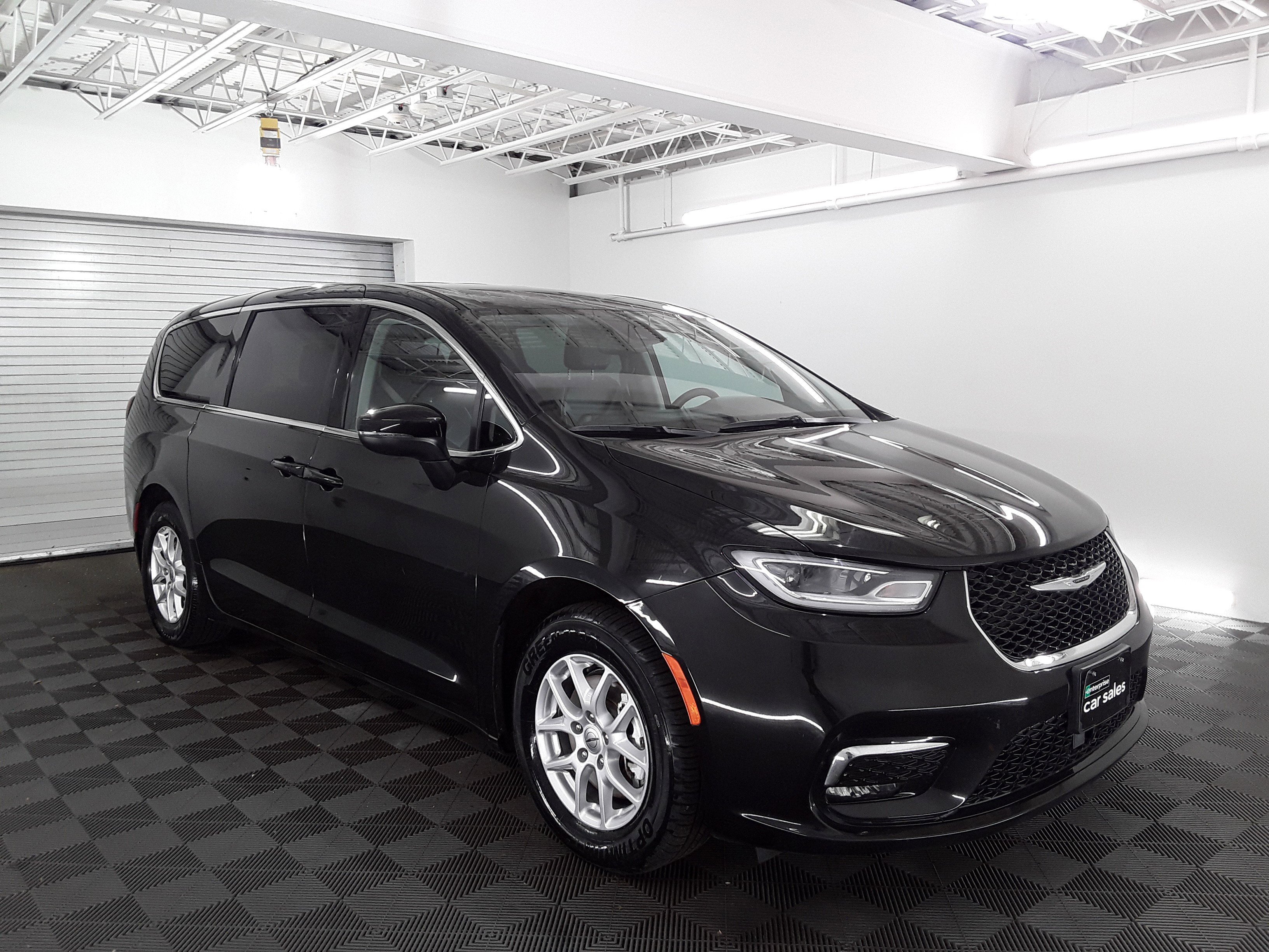 2023 Chrysler Pacifica Touring L FWD