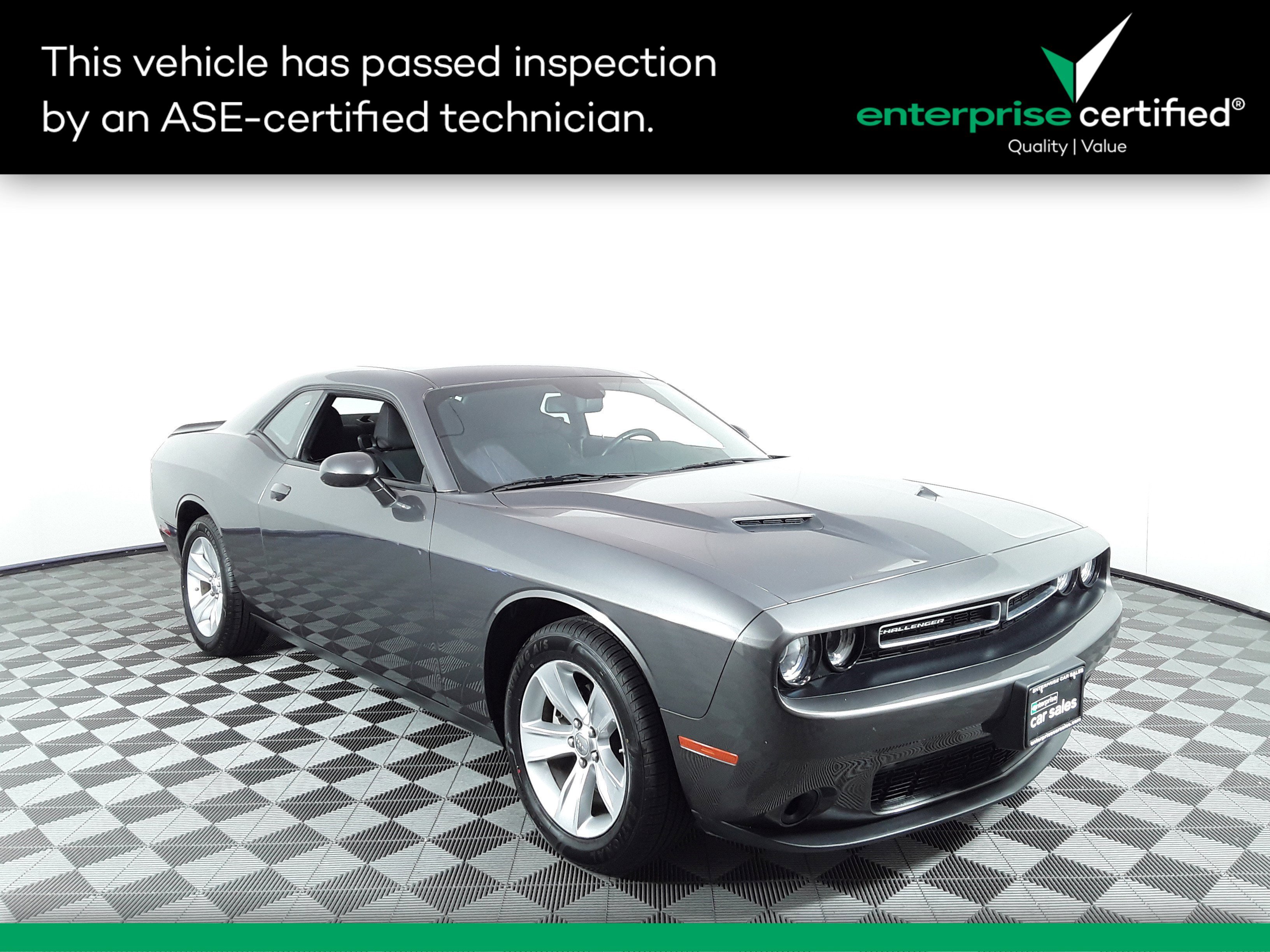 2023 Dodge Challenger SXT RWD