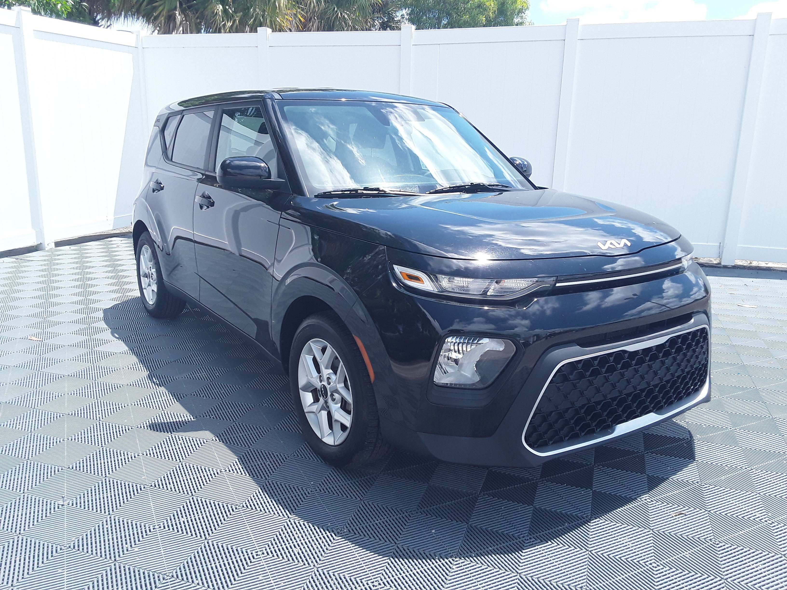 2022 Kia Soul LX IVT