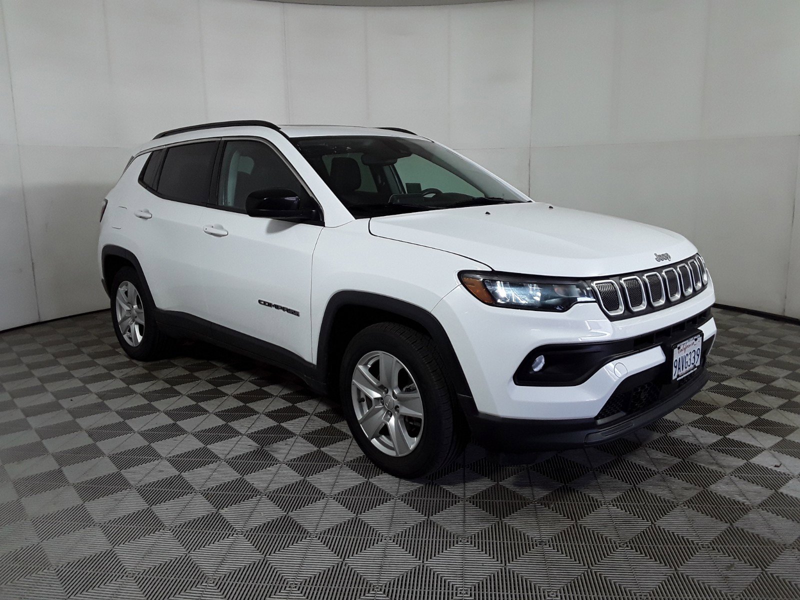 2022 Jeep Compass Latitude FWD