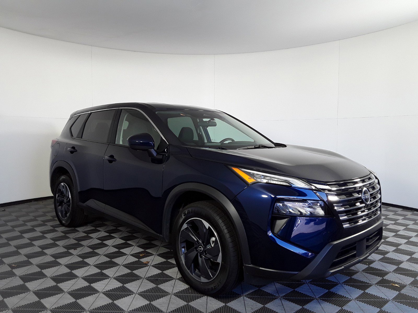 2024 Nissan Rogue FWD SV