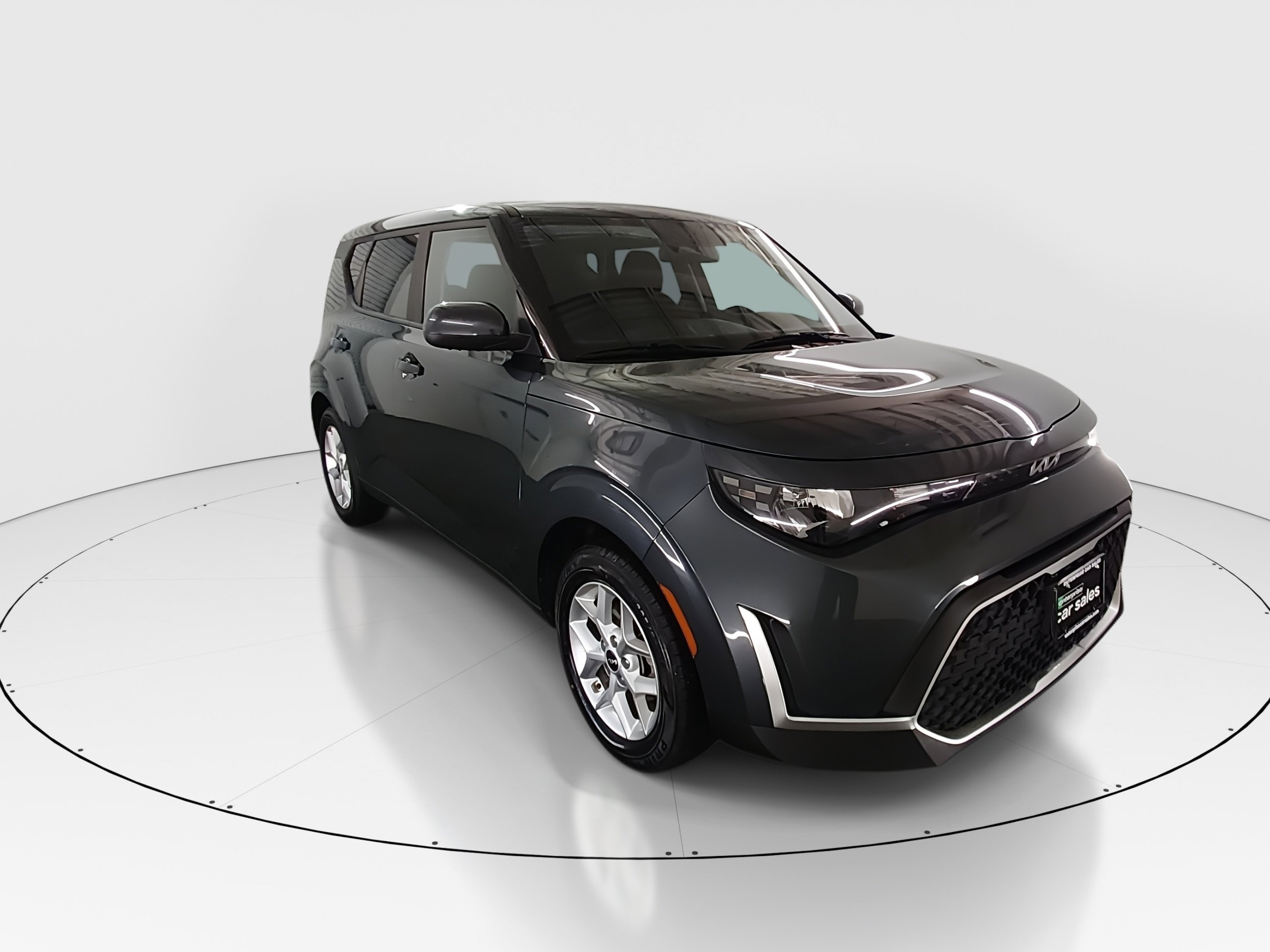 2023 Kia Soul LX's photo