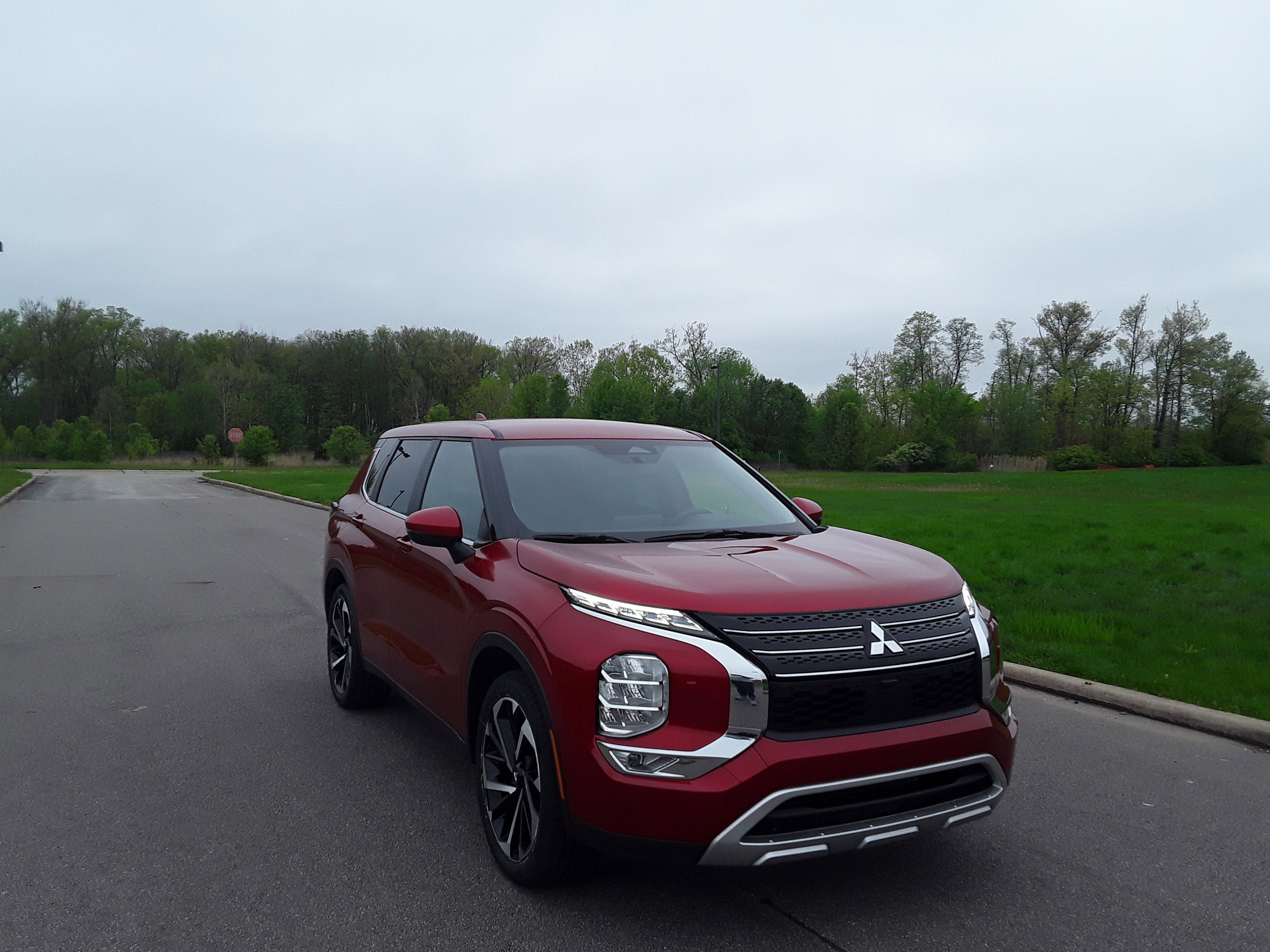 2023 Mitsubishi Outlander SE Special Edition S-AWC