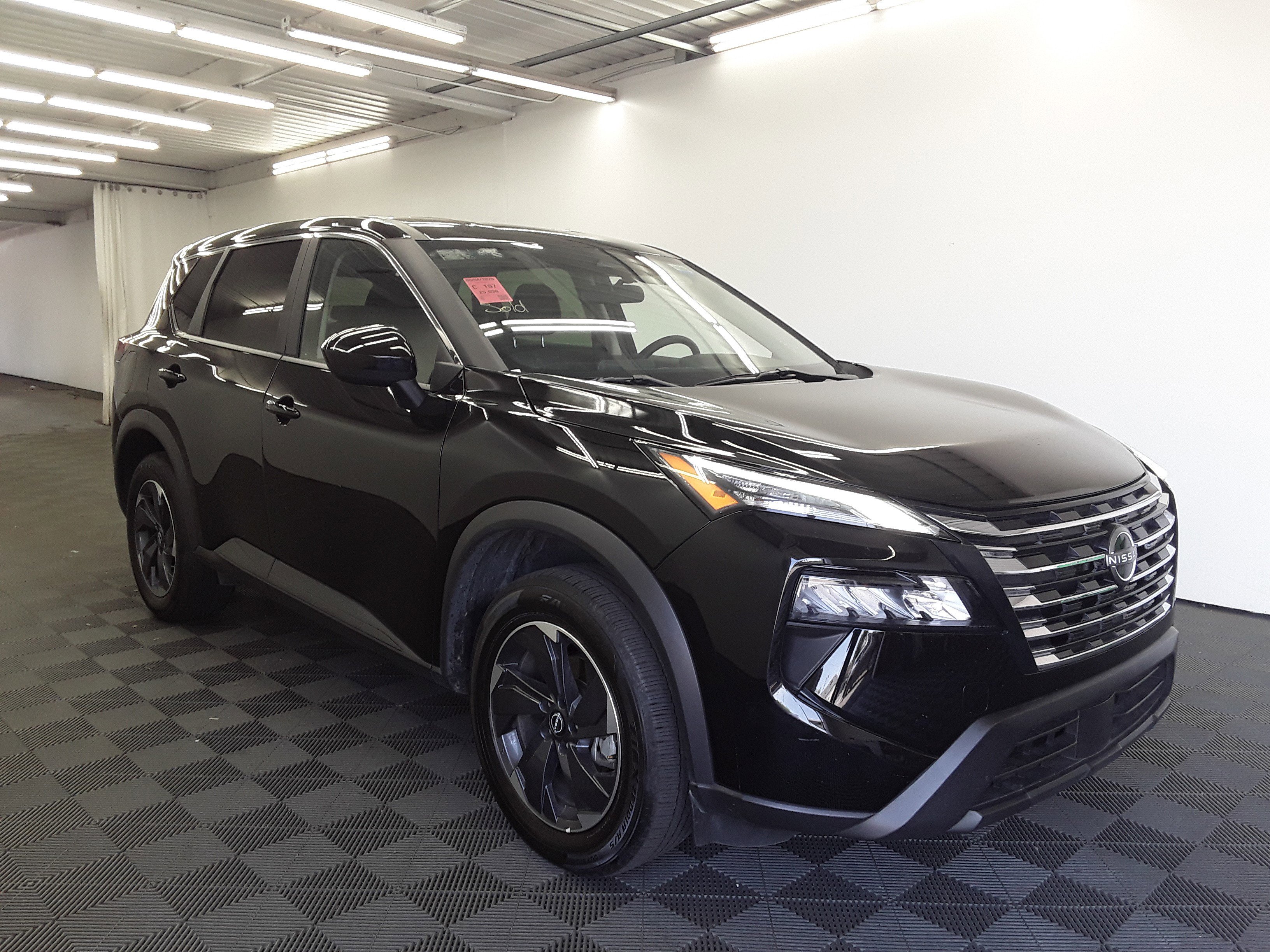 2024 Nissan Rogue FWD SV