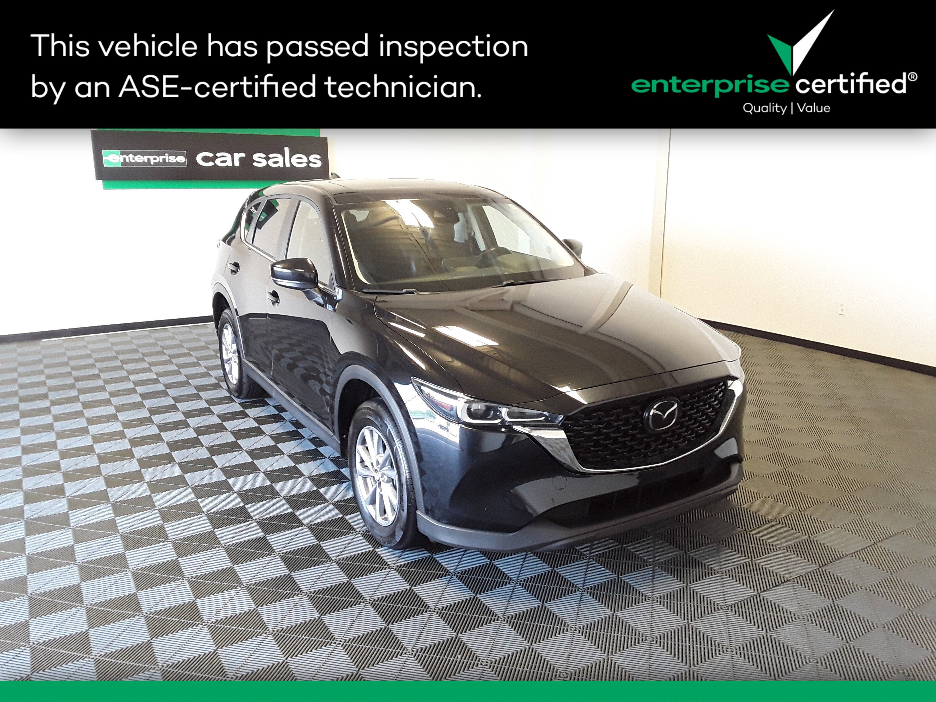 2023 Mazda CX-5 S Preferred package's photo