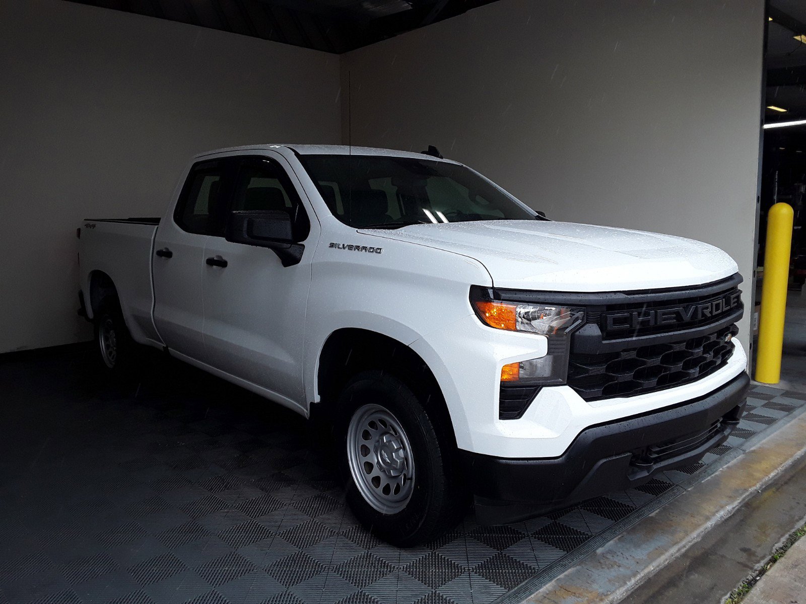 2022 Chevrolet Silverado 1500 Work Truck 4WD Double Cab 147