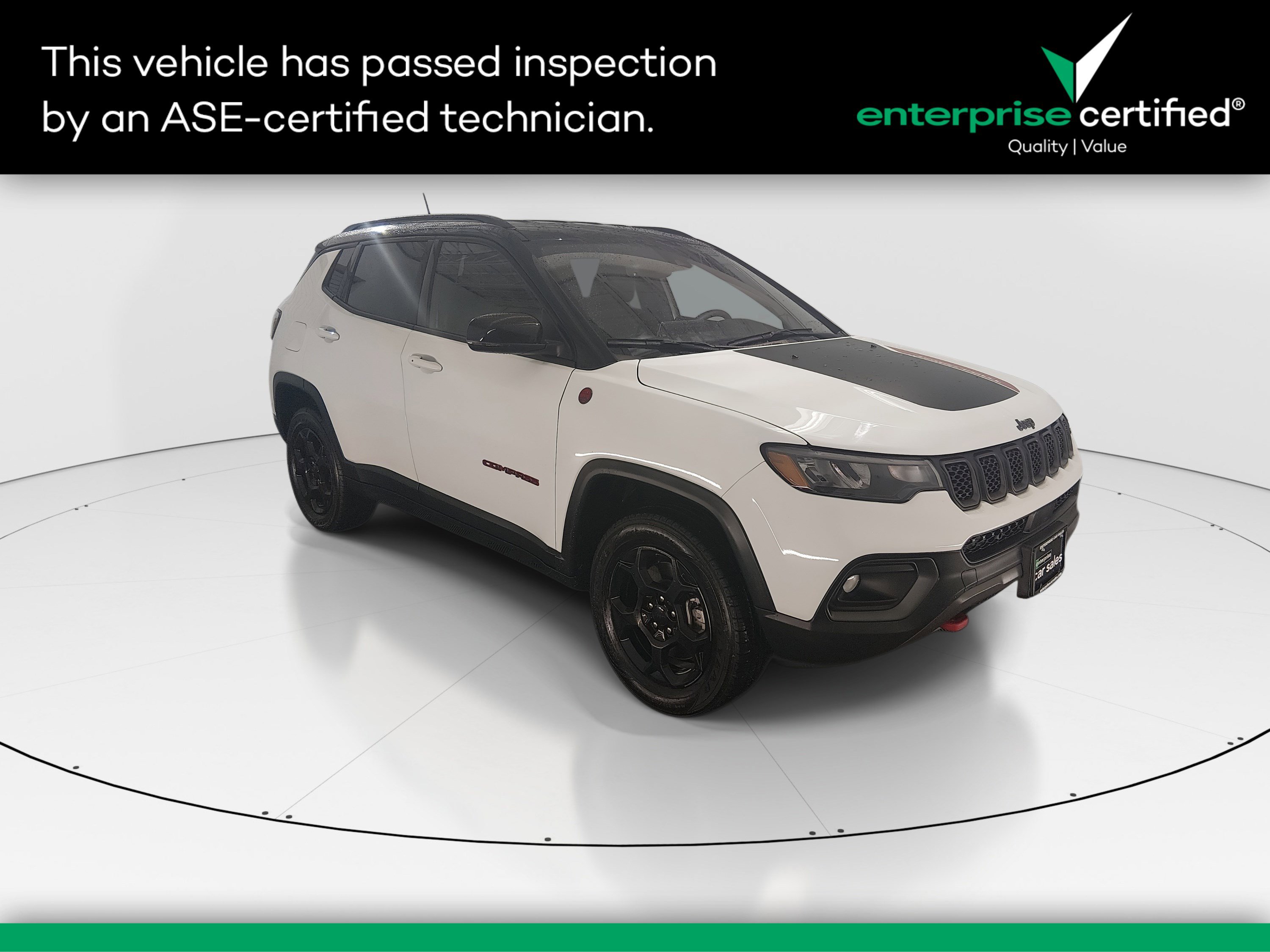 2023 Jeep Compass Trailhawk's photo