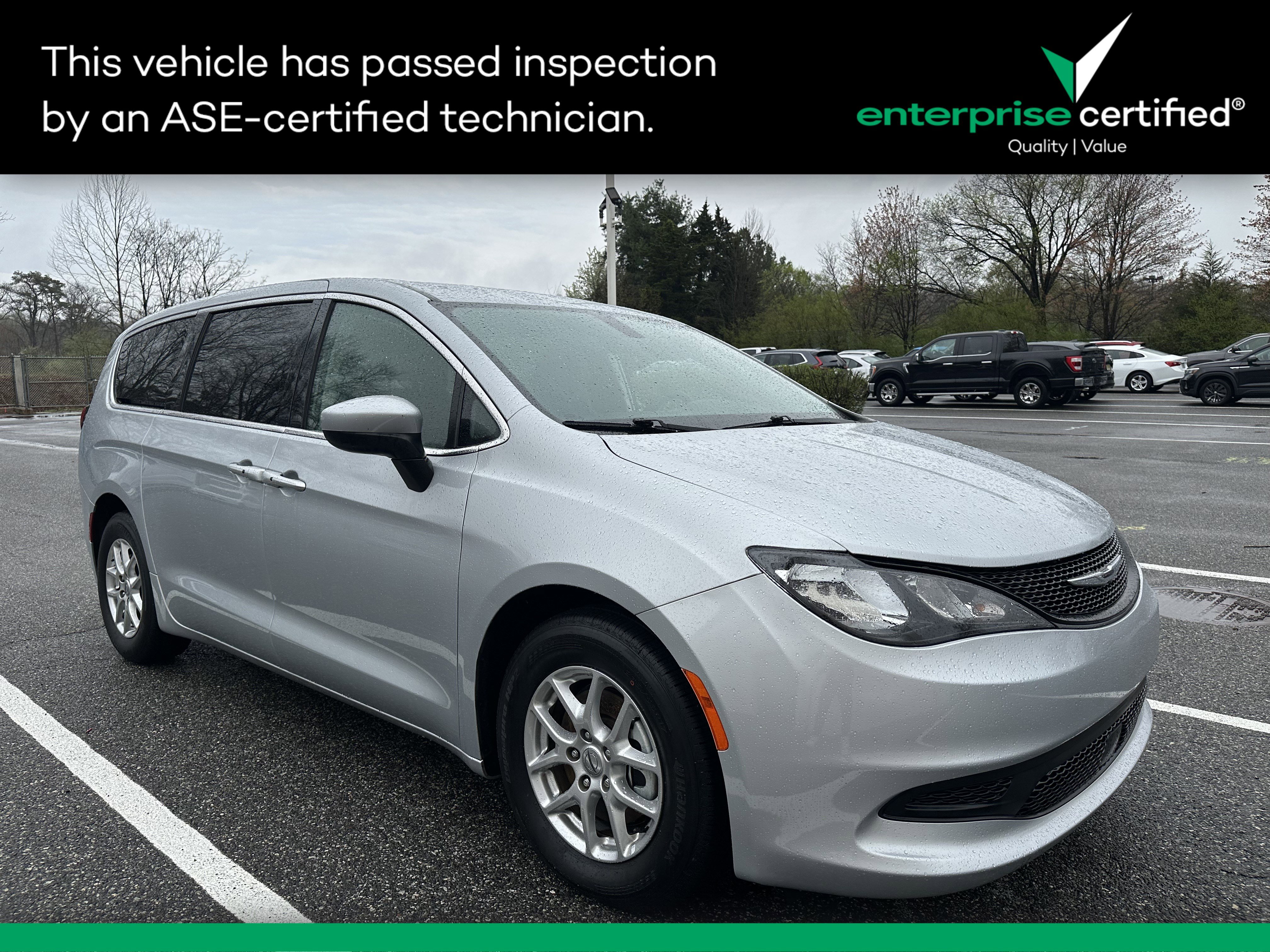 2022 Chrysler Voyager LX FWD