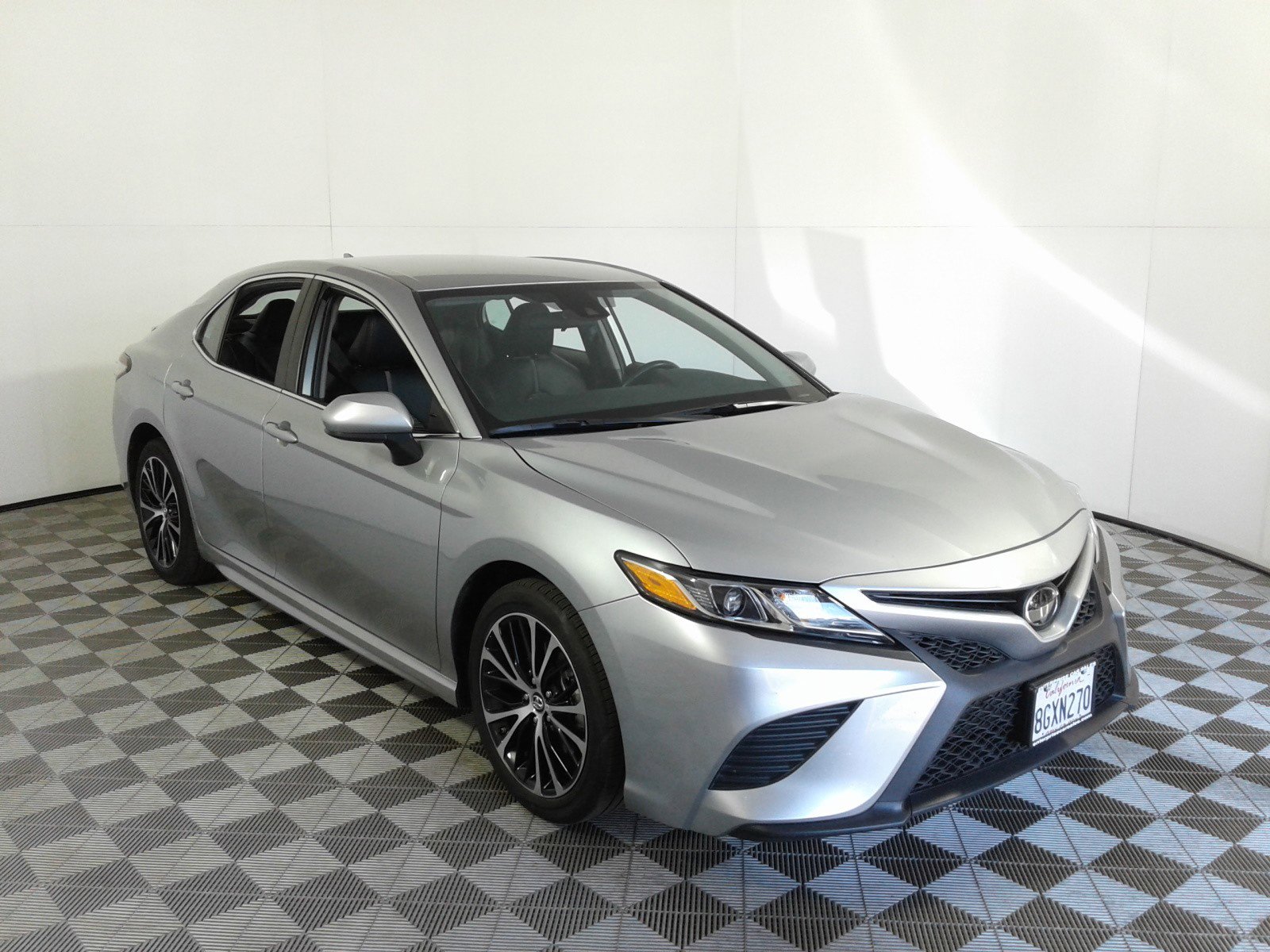Used 2019 Toyota Camry SE Auto