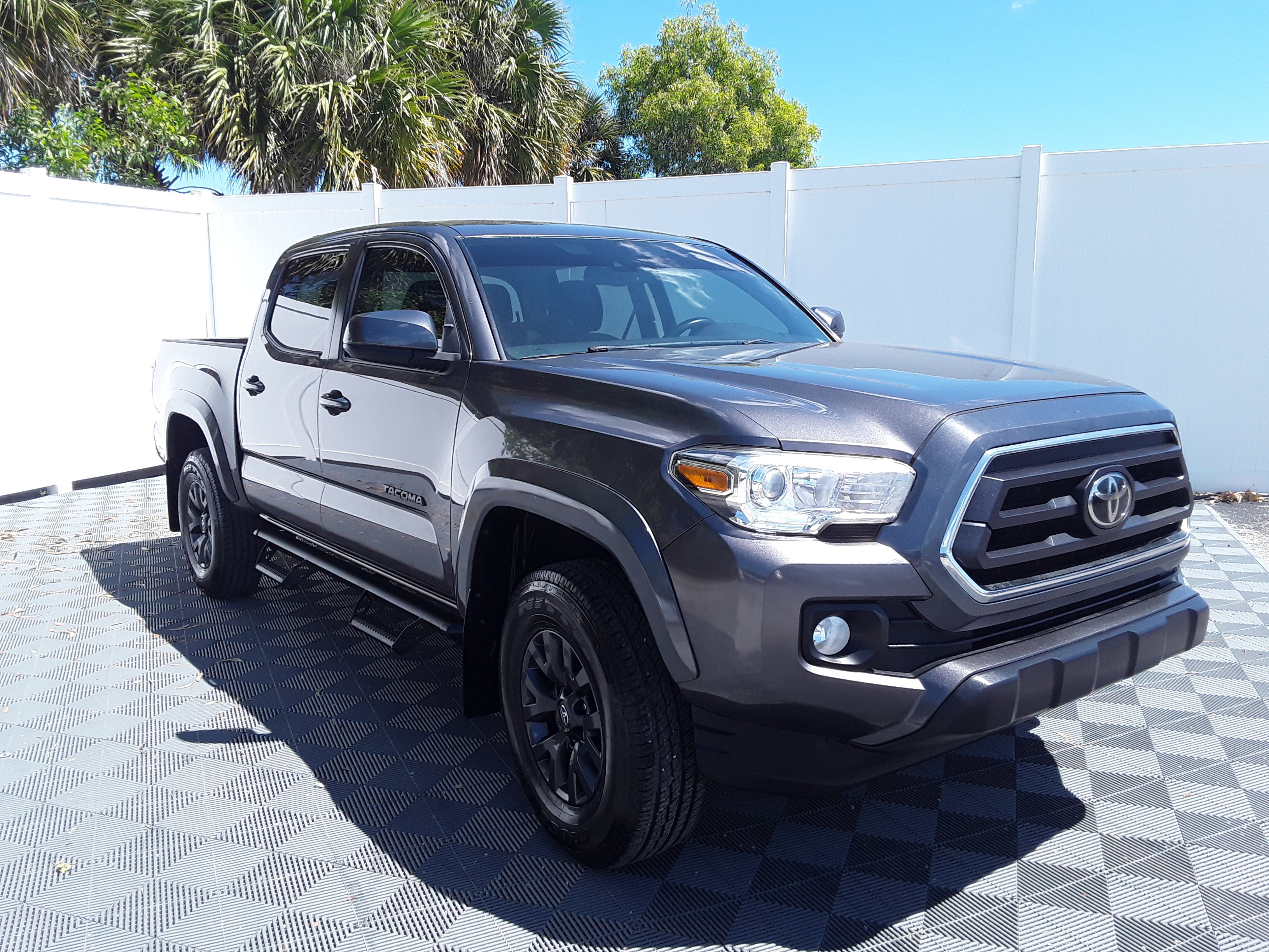 Used 2020 Toyota Tacoma 2WD SR5 Double Cab 5' Bed V6 AT