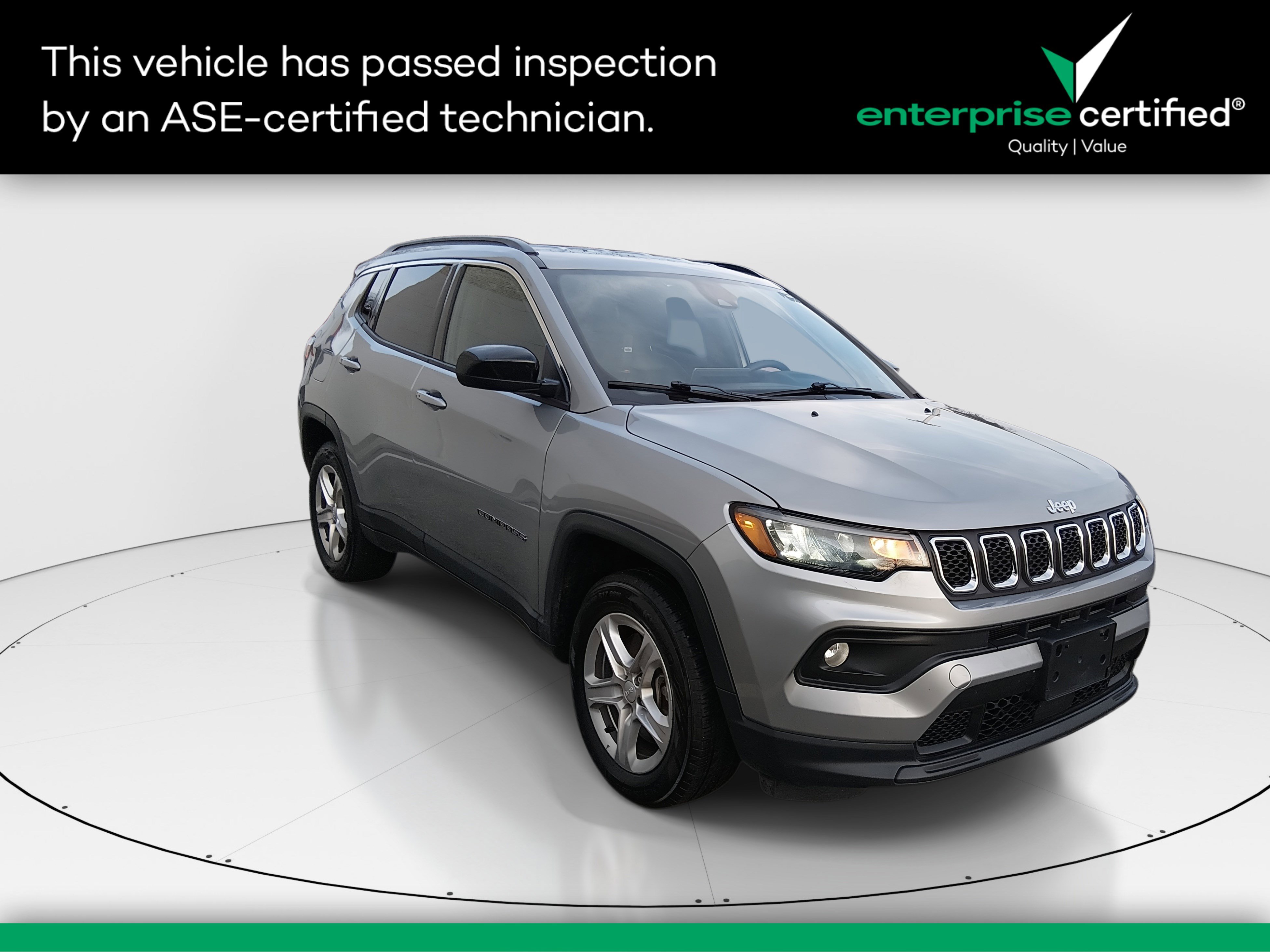 2024 Jeep Compass Latitude's photo