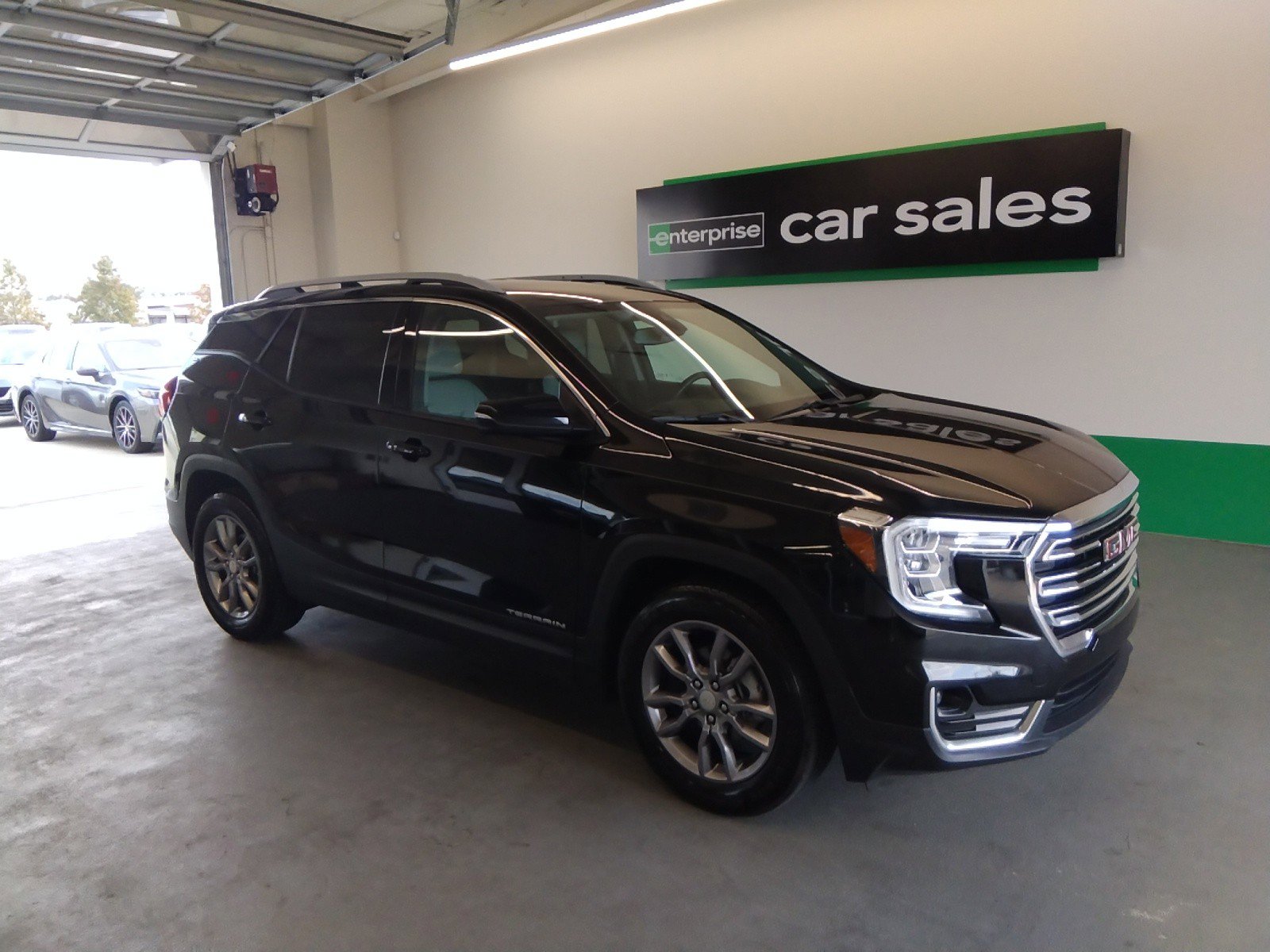 2023 GMC Terrain FWD 4dr SLT