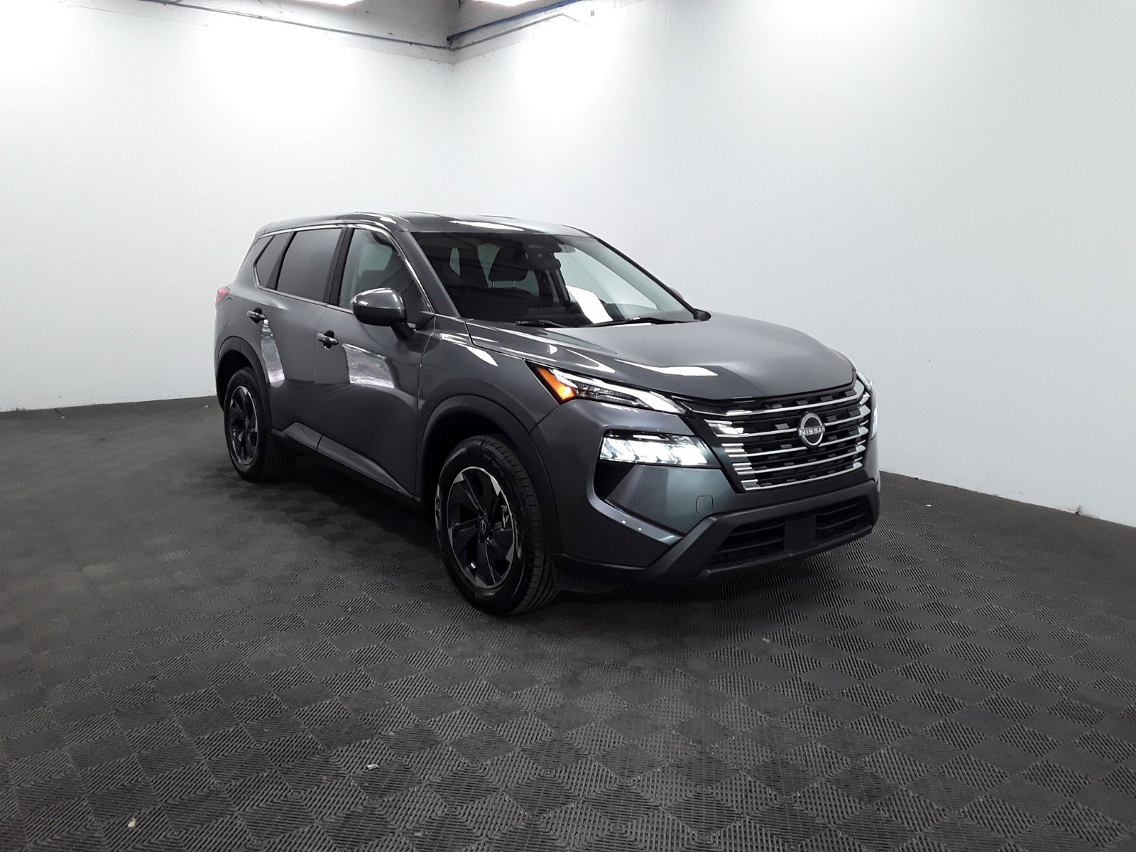 2024 Nissan Rogue FWD SV