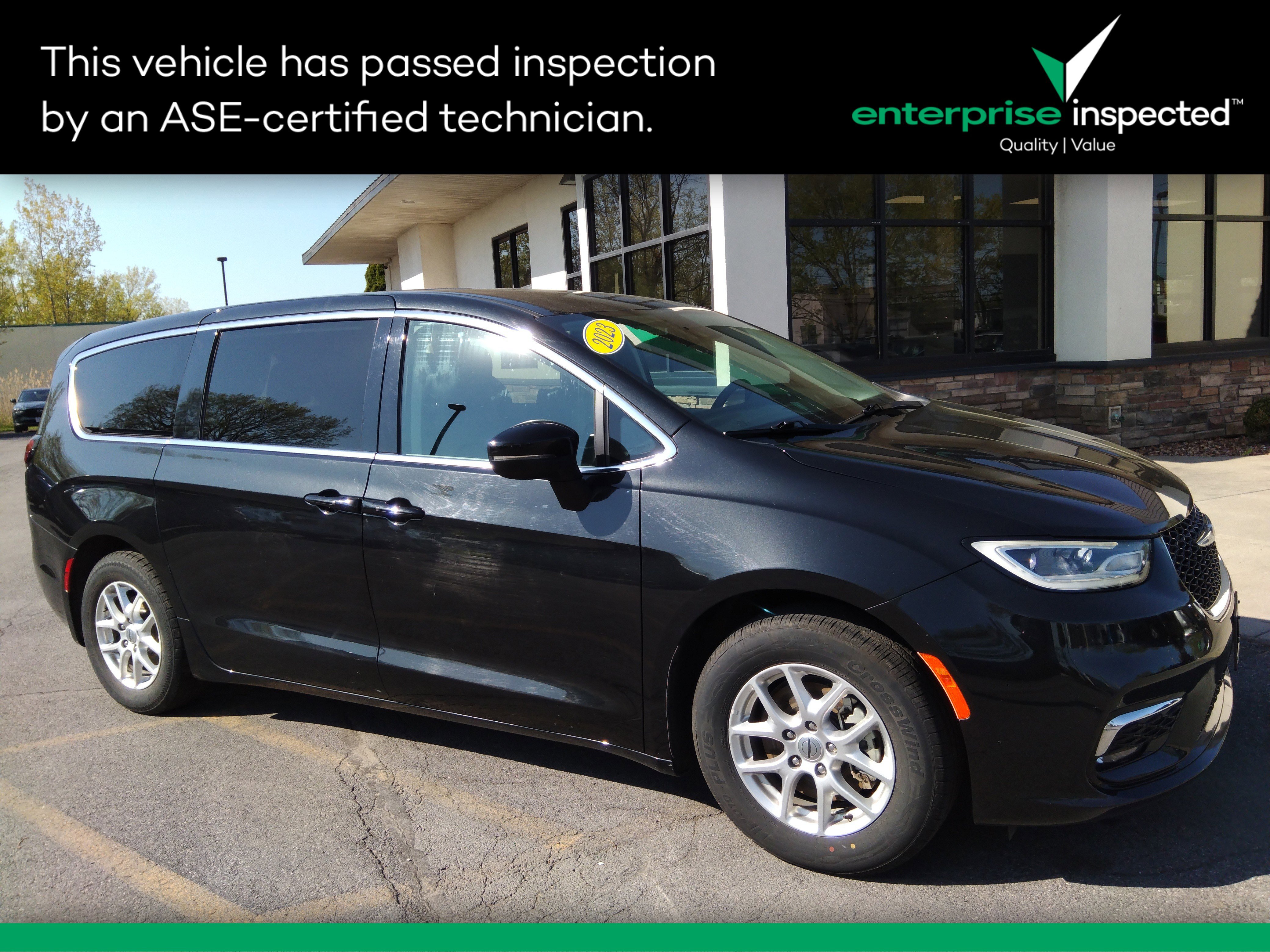 2023 Chrysler Pacifica Touring L FWD