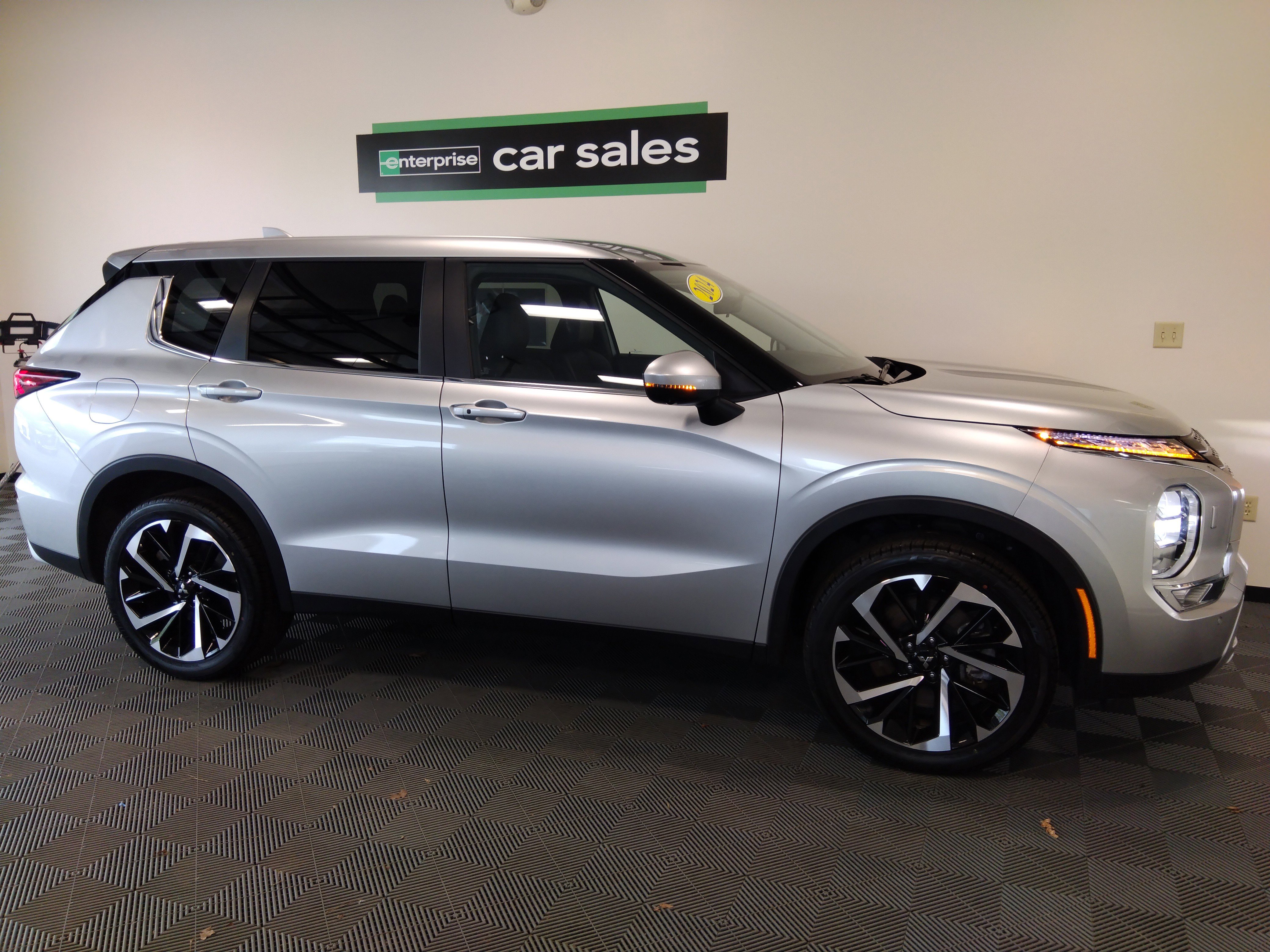 2024 Mitsubishi Outlander SE S-AWC