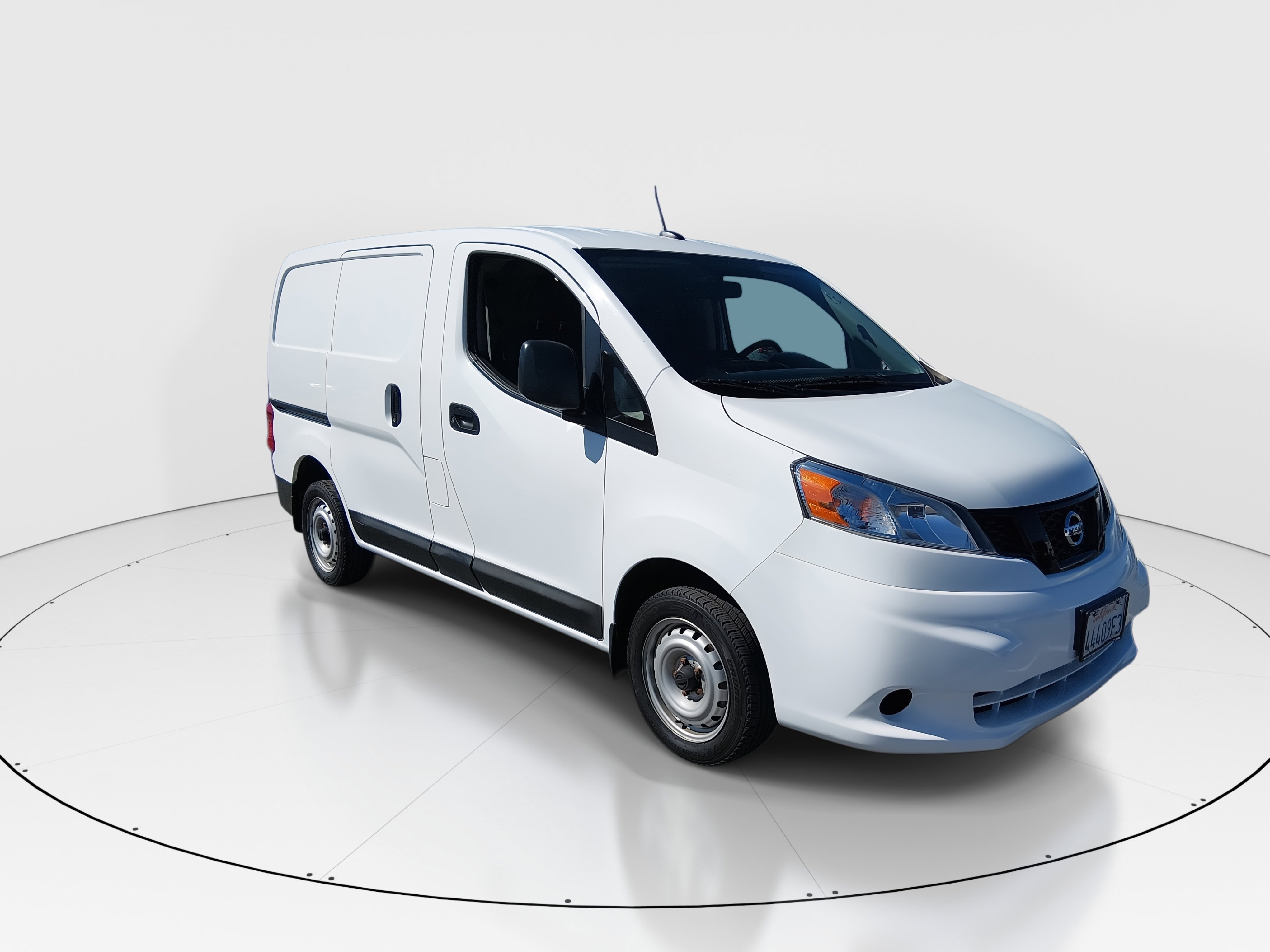 2021 Nissan NV200 S