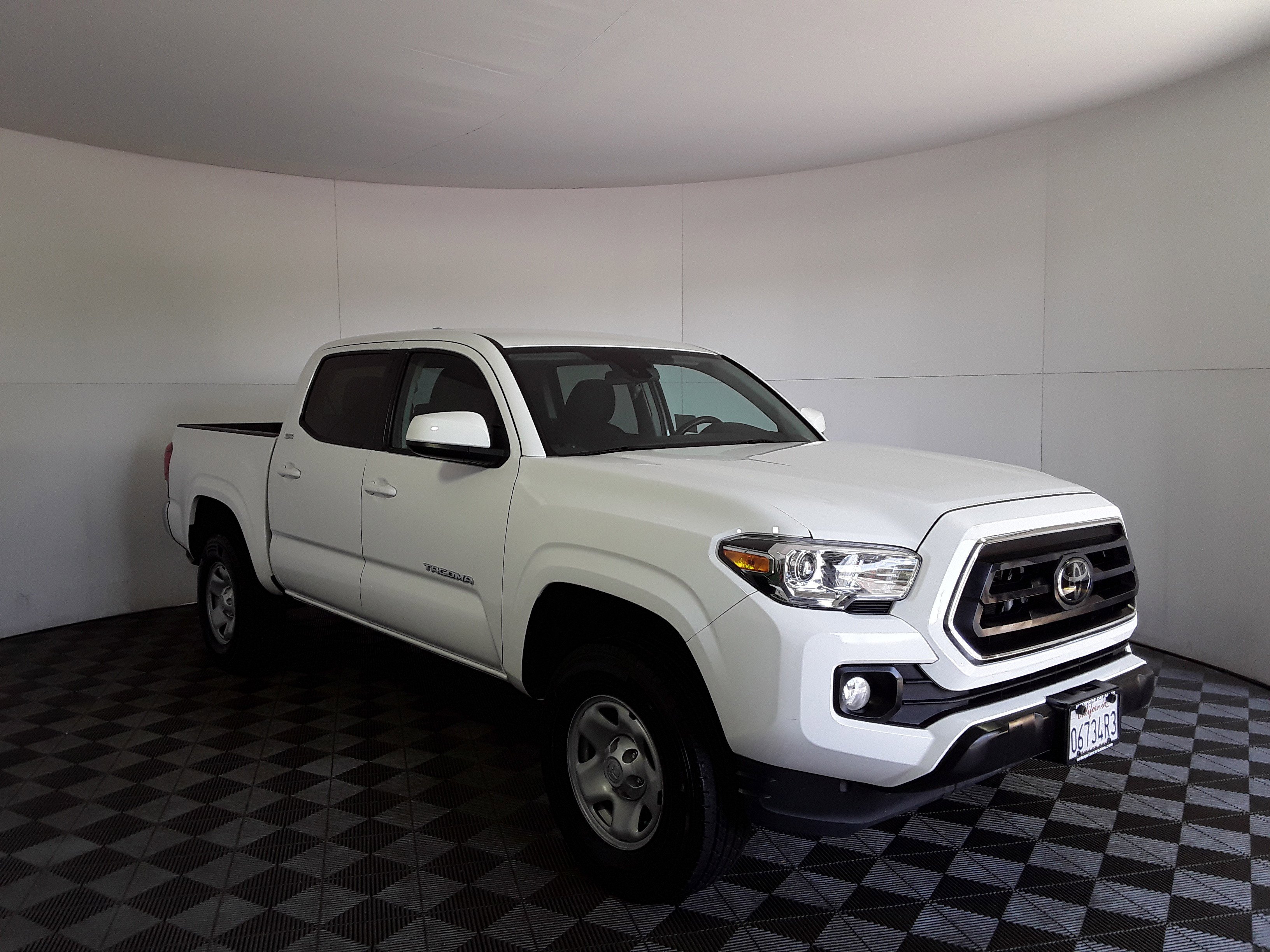 2023 Toyota Tacoma 2WD SR5 Double Cab 5' Bed I4 AT