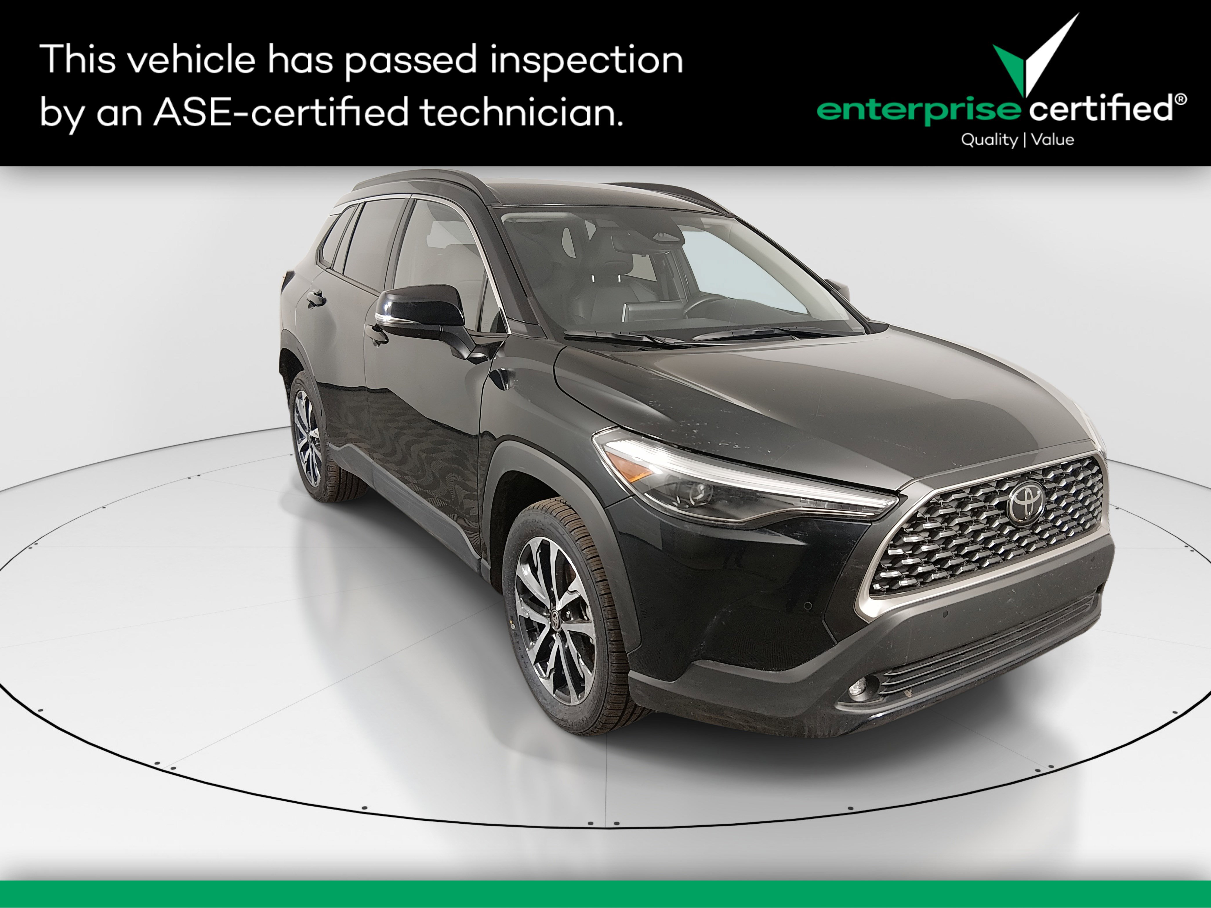 Used 2025 Toyota Corolla Cross XLE 4WD