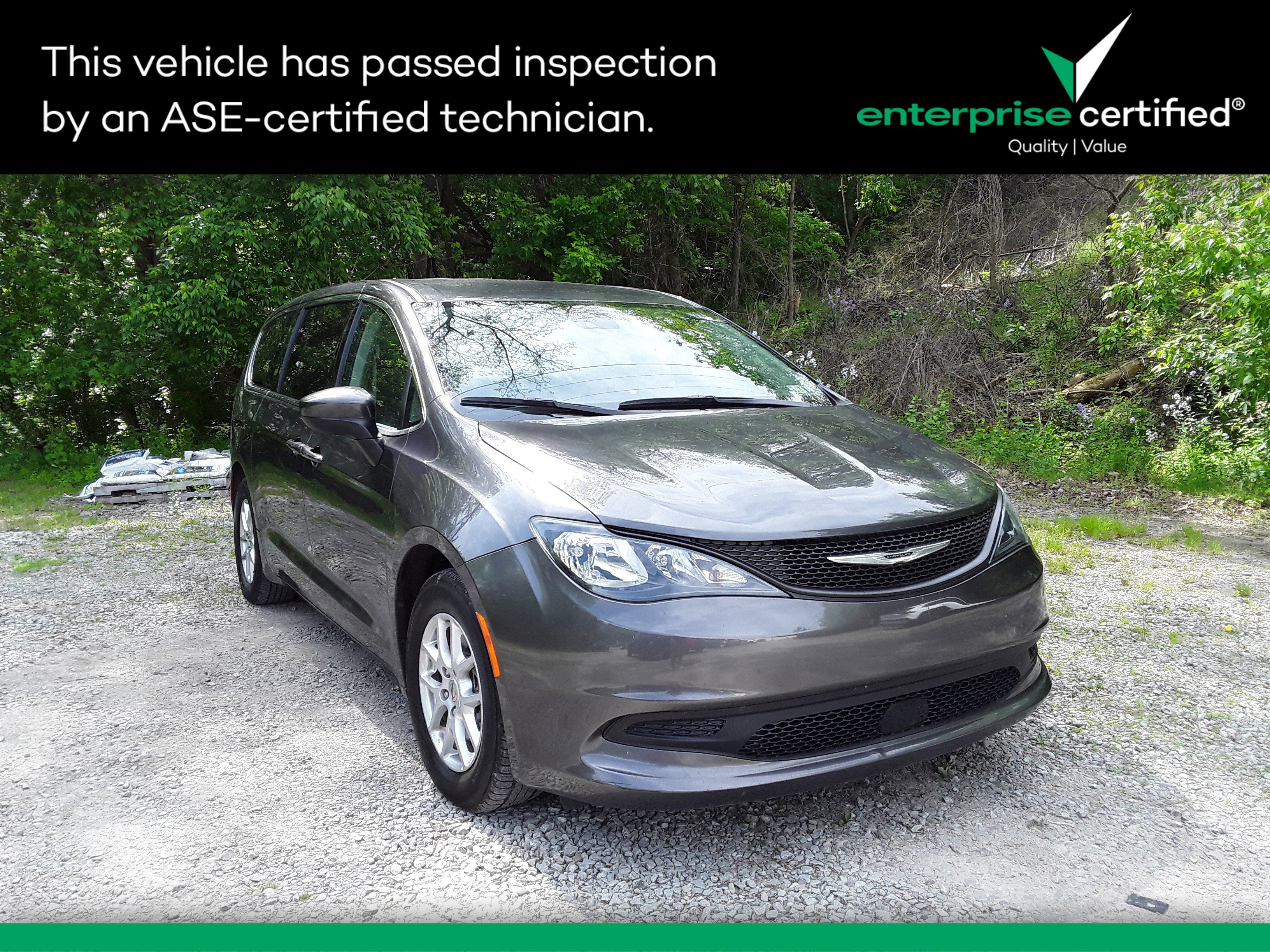 2023 Chrysler Voyager LX FWD