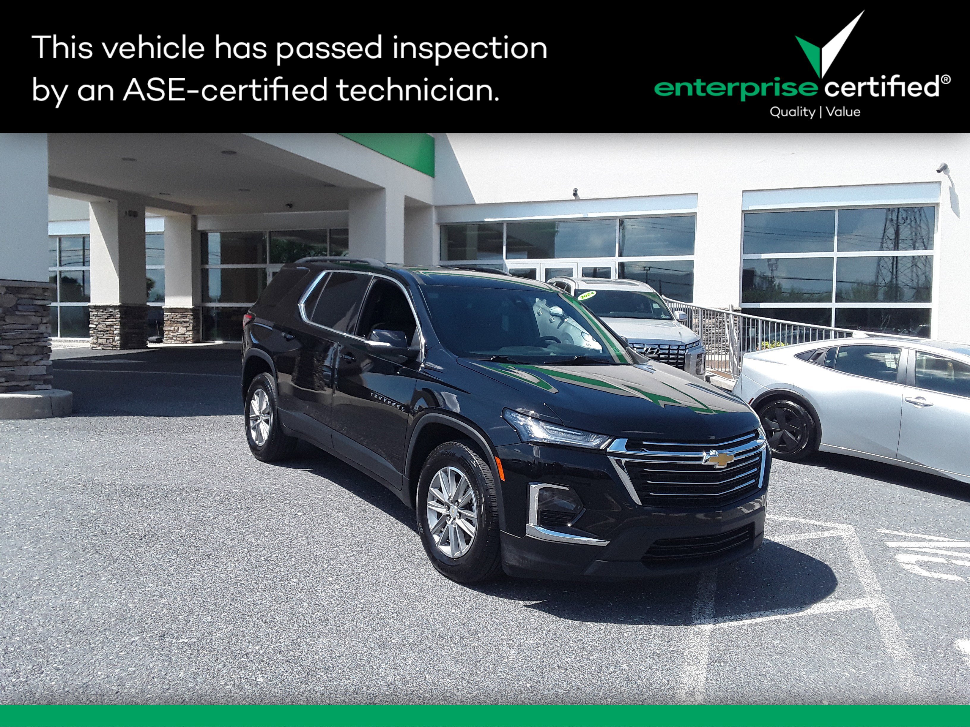 2023 Chevrolet Traverse AWD 4dr LT Leather