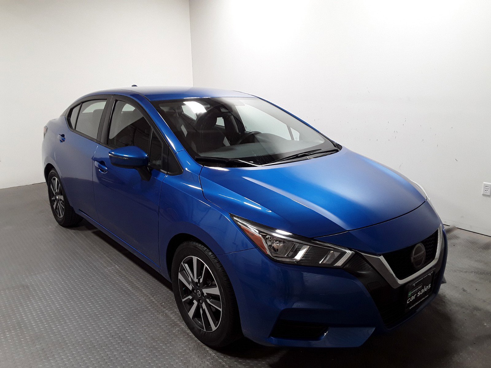 2021 Nissan Versa SV CVT