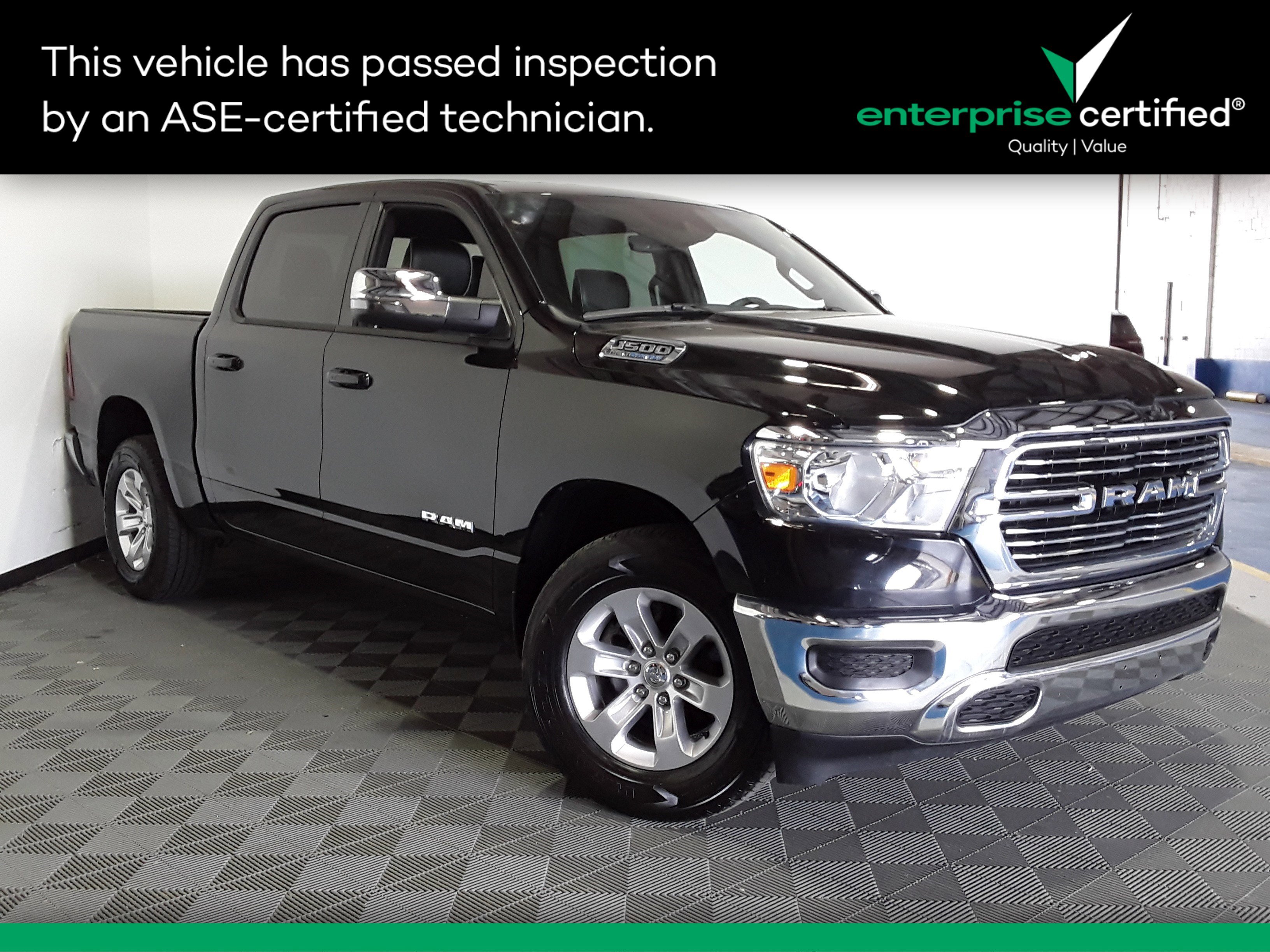2024 Ram 1500 Laramie 4x4 Crew Cab 5'7