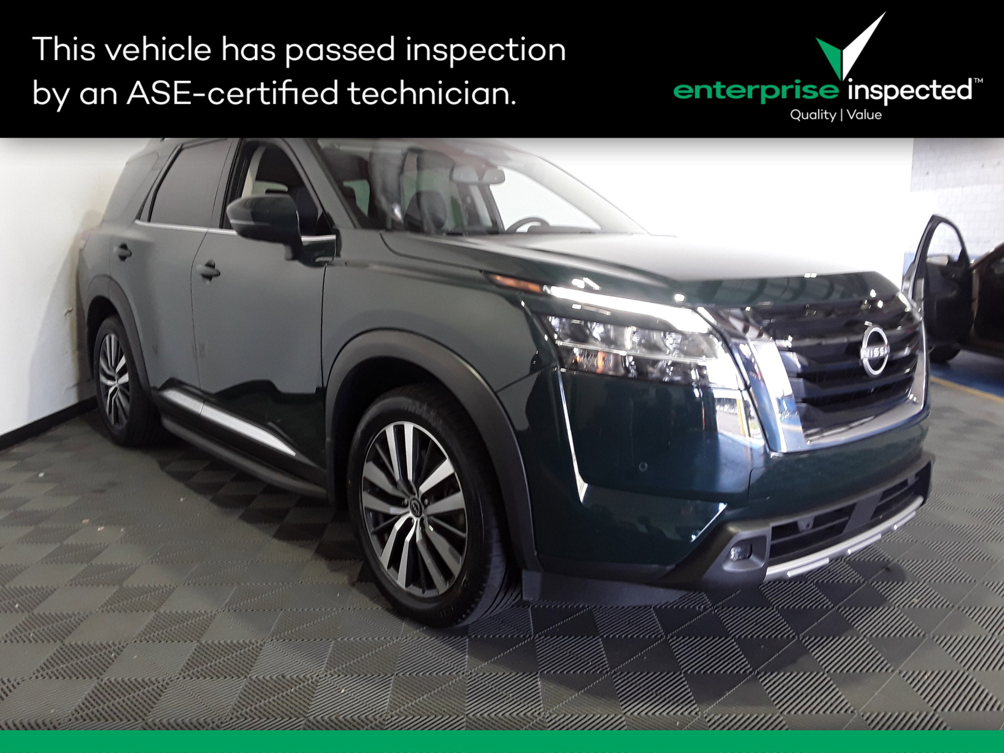 2022 Nissan Pathfinder Platinum 4WD