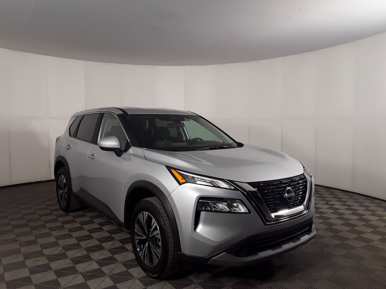 2023 Nissan Rogue FWD SV