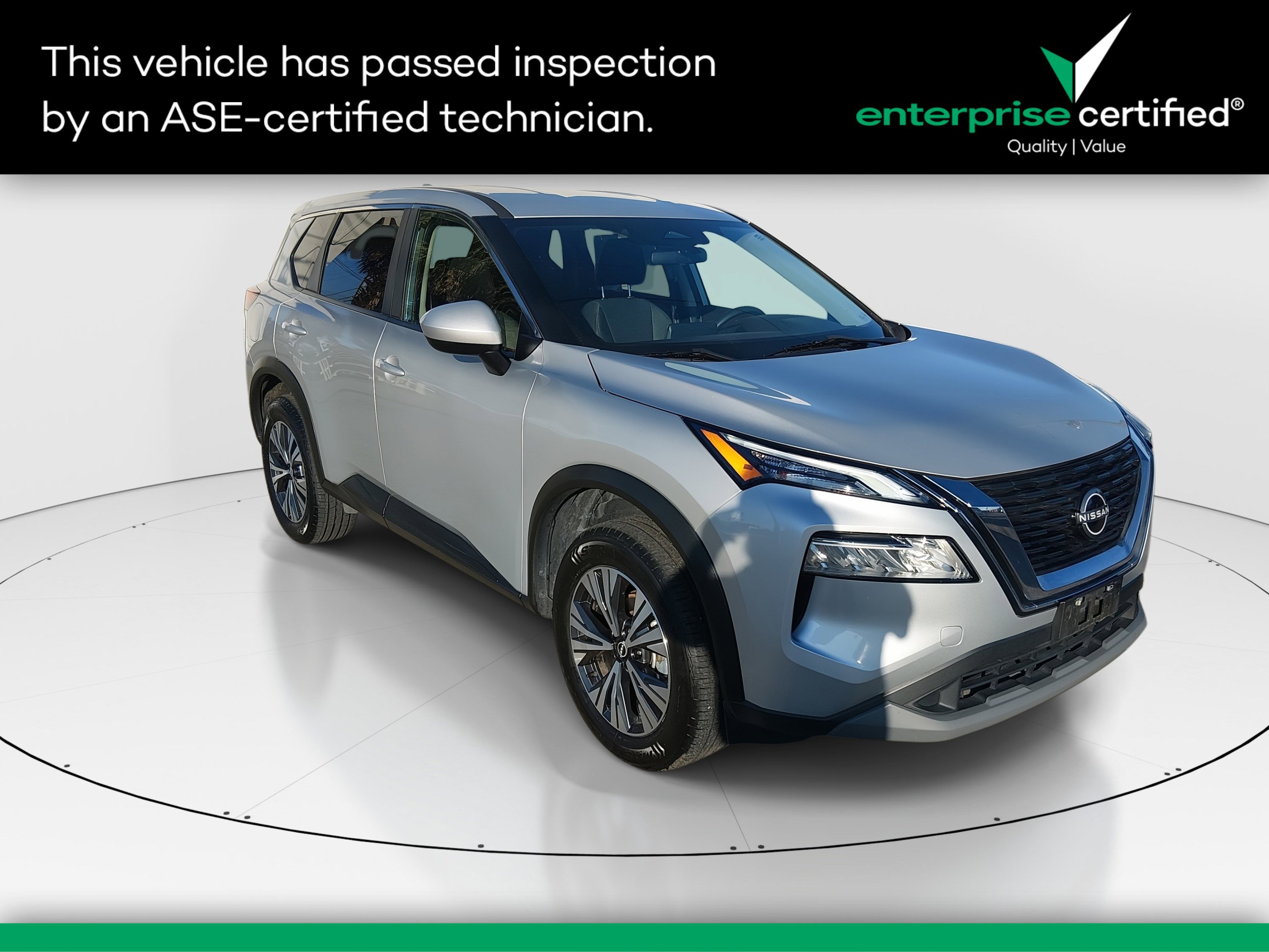 2023 Nissan Rogue SV's photo