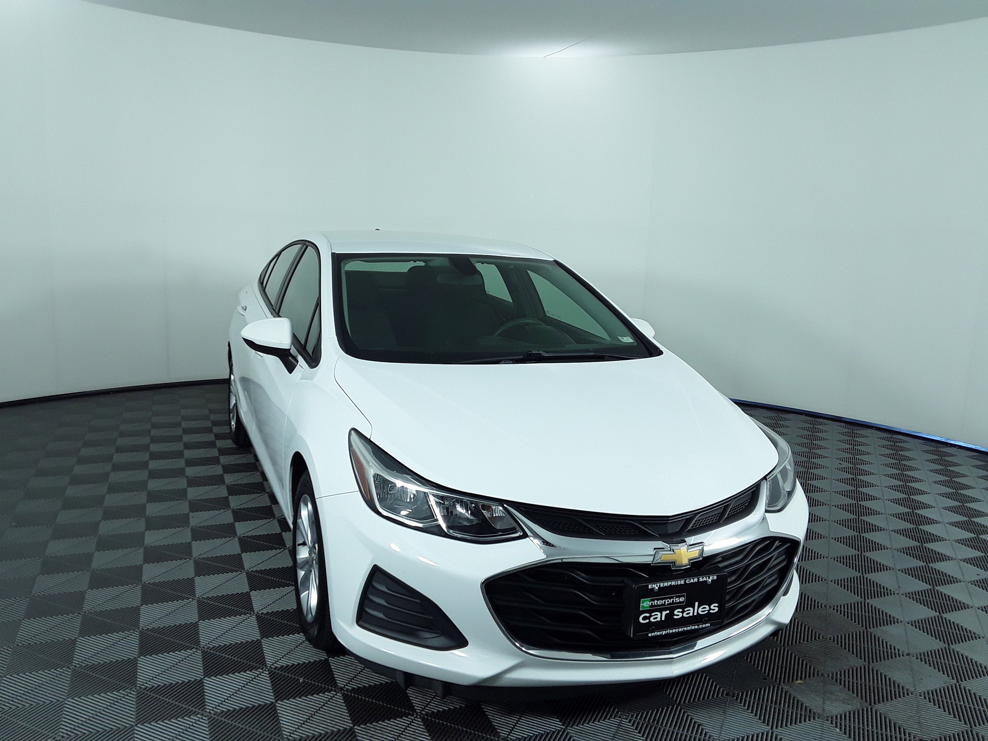 Used 2019 Chevrolet Cruze 4dr Sdn LS
