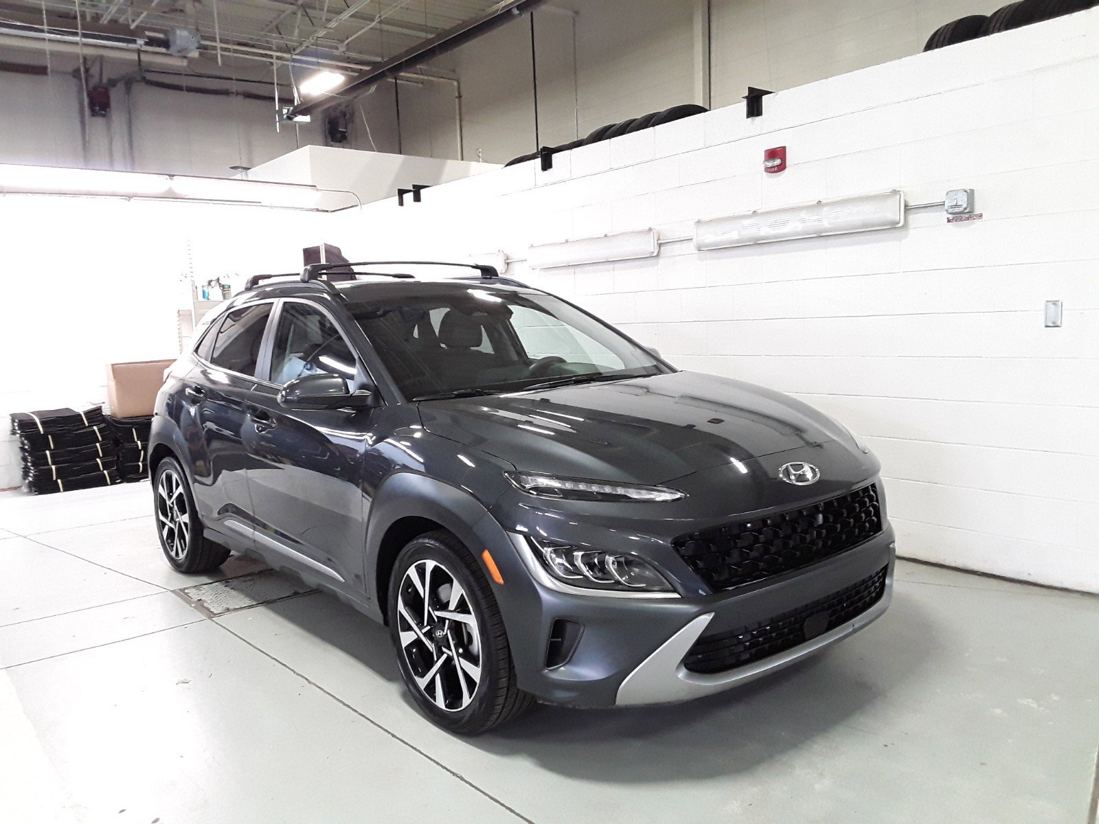 2023 Hyundai Kona Limited DCT AWD