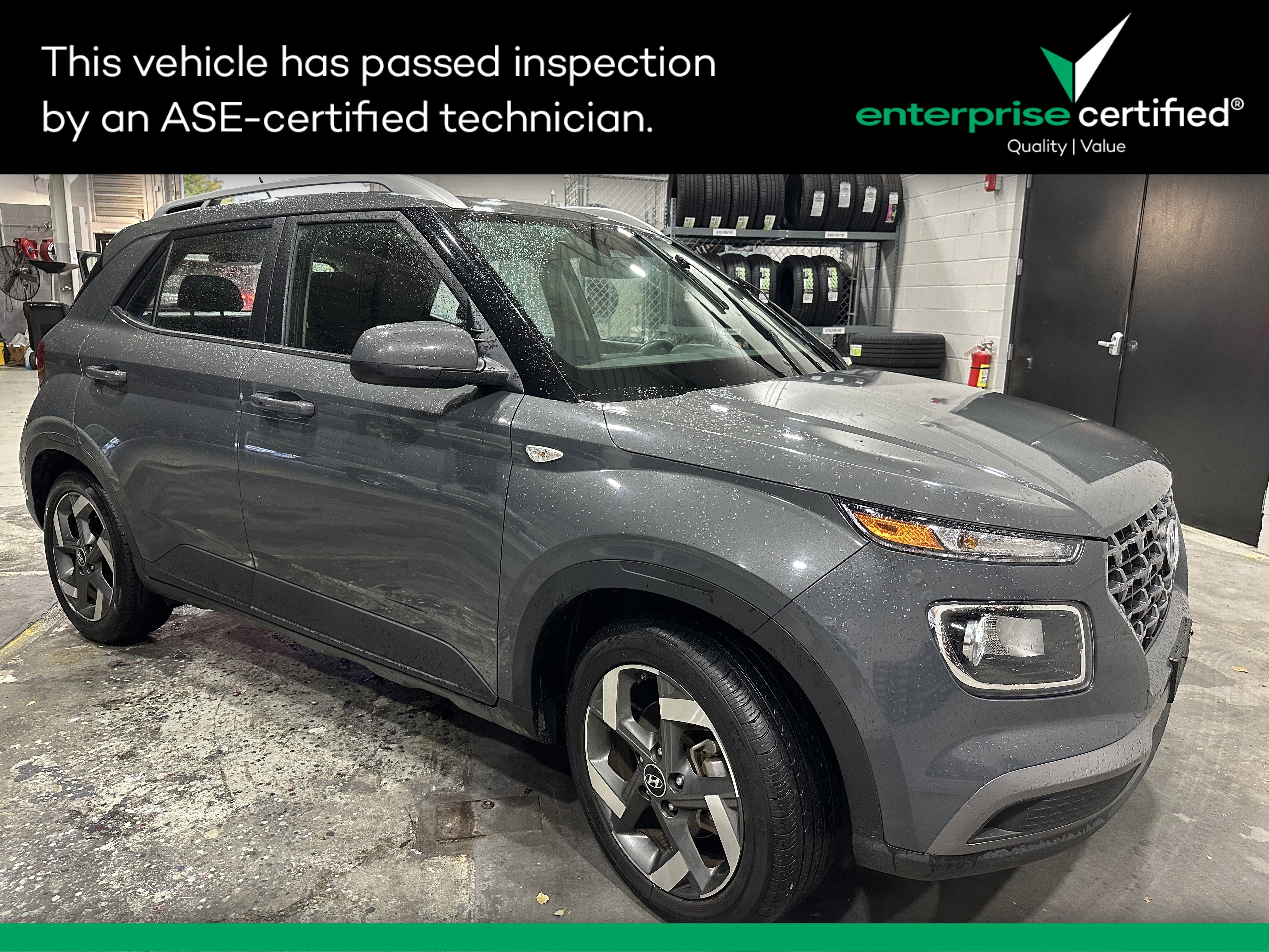 Used 2024 Hyundai Venue SEL IVT