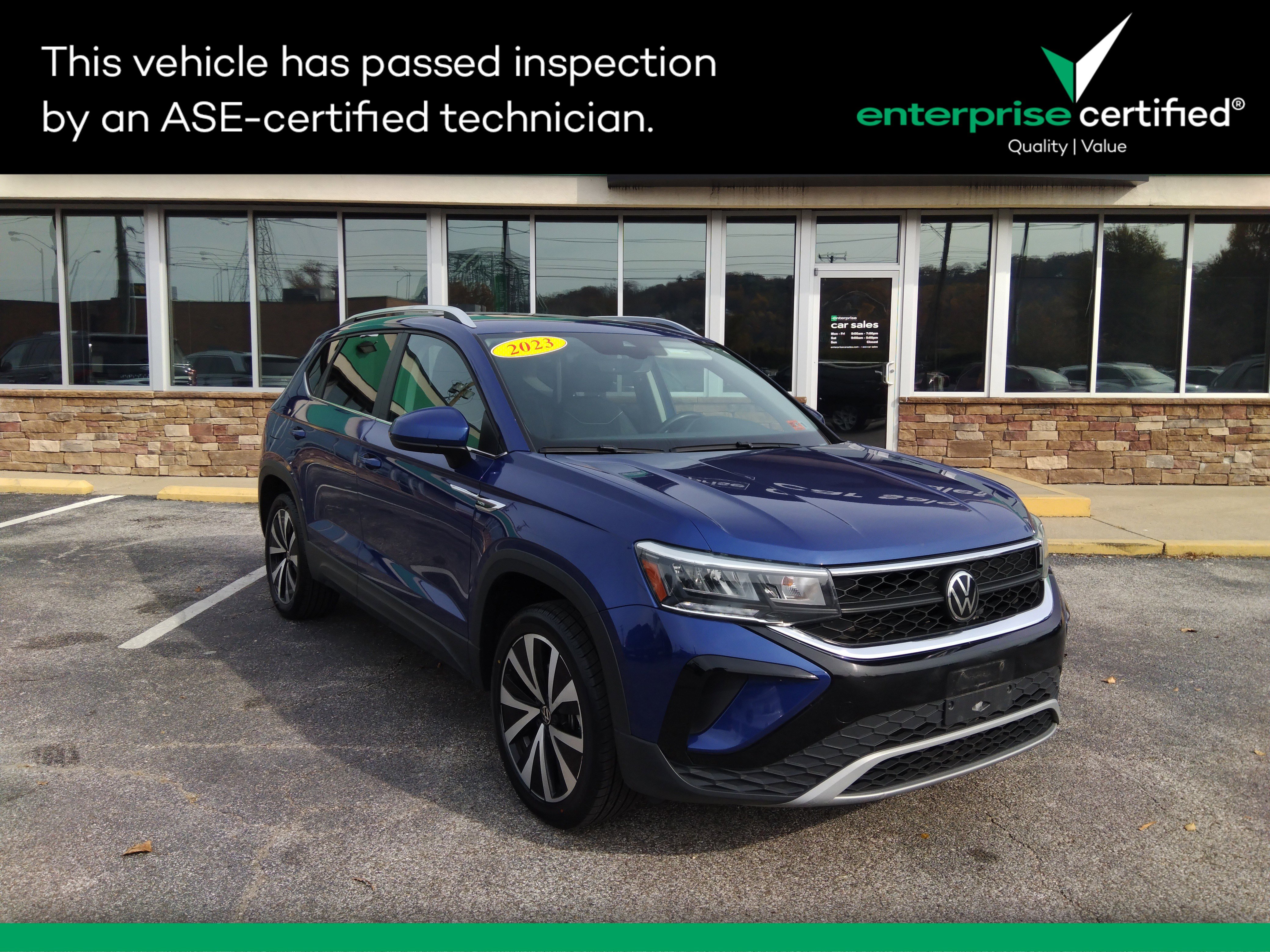Used 2023 Volkswagen Taos SE FWD