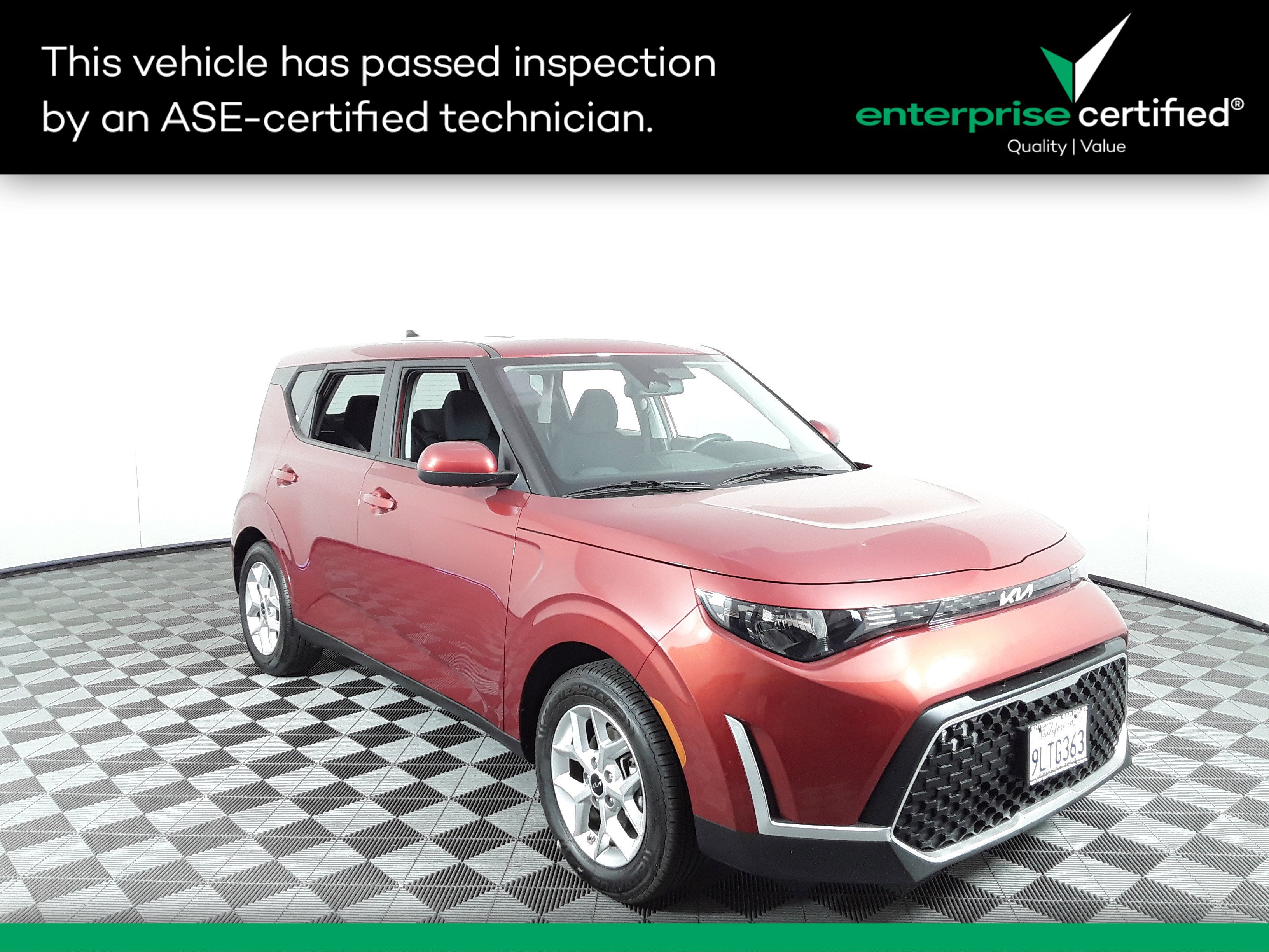 Used 2024 Kia Soul LX IVT