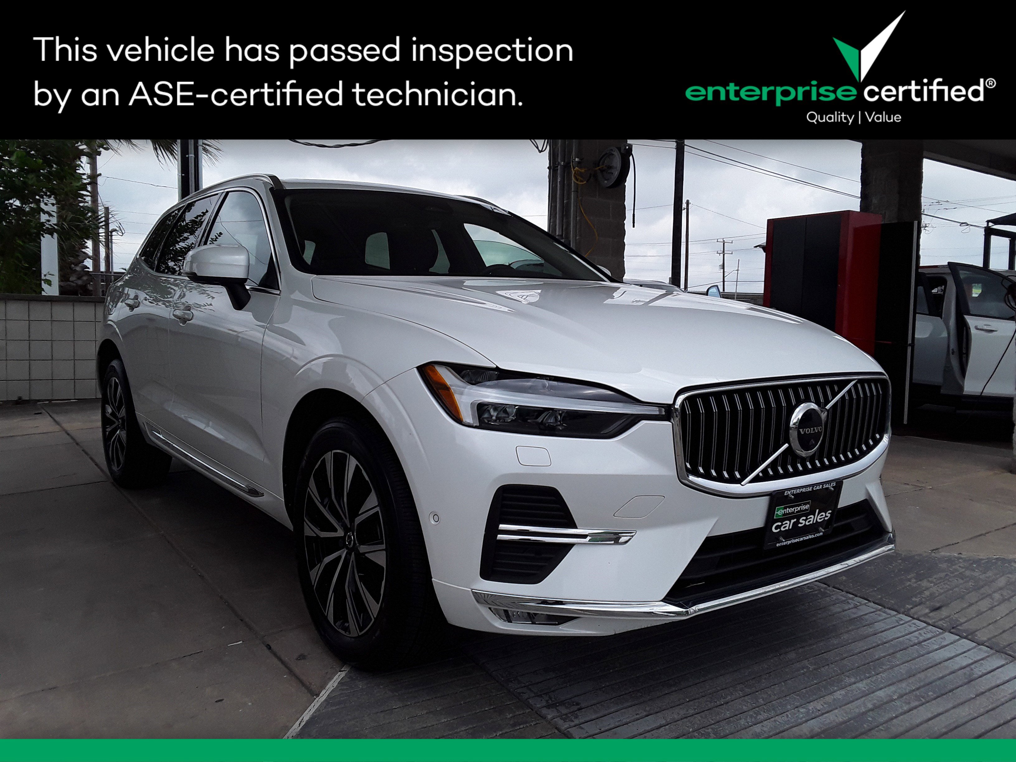 Used 2023 Volvo XC60 B5 AWD Plus Bright Theme