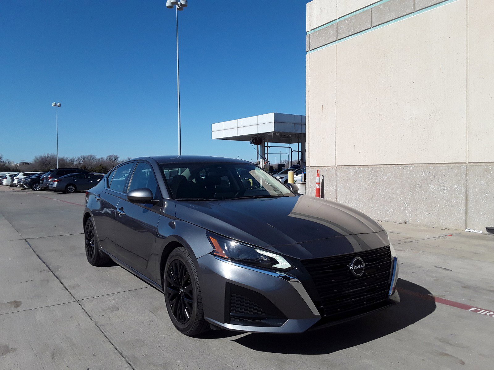 2023 Nissan Altima 2.5 SV Sedan